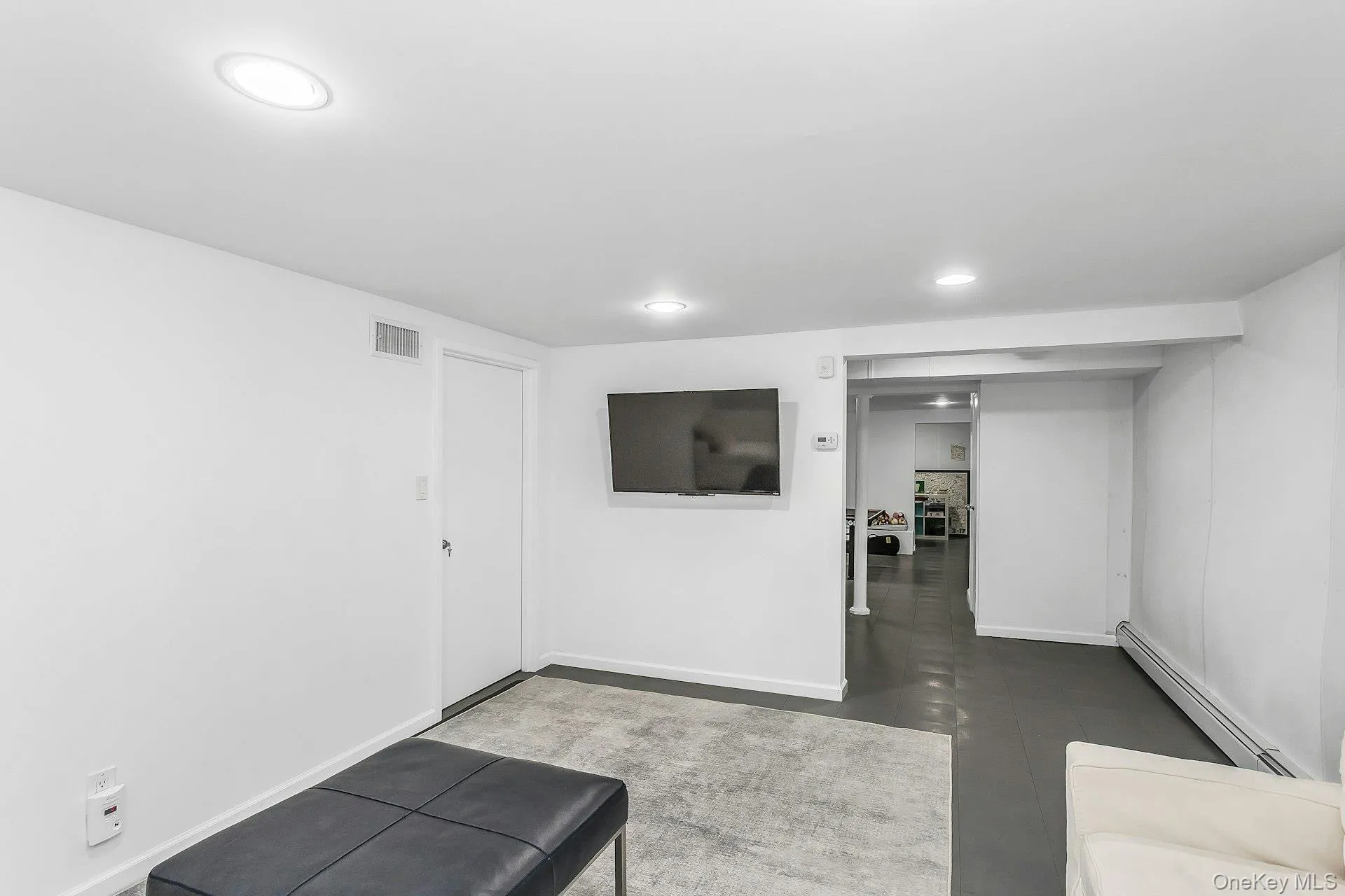 21 The Birches, North Hempstead, NY, 5 Bedrooms Bedrooms, 10 Rooms Rooms,3 BathroomsBathrooms,Residential,For Rent,The Birches,0,986506 21 The Birches, North Hempstead, NY, 5 Bedrooms Bedrooms, 10 Rooms Rooms,3 BathroomsBathrooms,Residential,For Rent,The Birches,0,986506