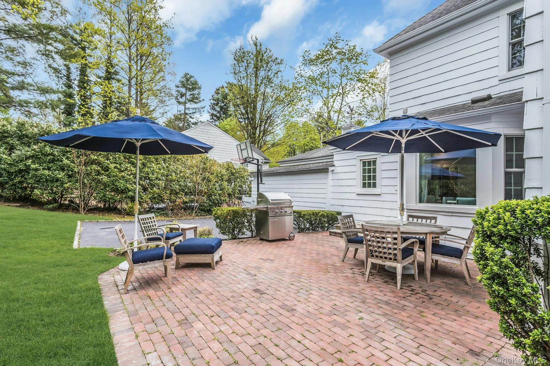 21 The Birches, North Hempstead, NY, 5 Bedrooms Bedrooms, 10 Rooms Rooms,3 BathroomsBathrooms,Residential,For Rent,The Birches,0,986506 21 The Birches, North Hempstead, NY, 5 Bedrooms Bedrooms, 10 Rooms Rooms,3 BathroomsBathrooms,Residential,For Rent,The Birches,0,986506