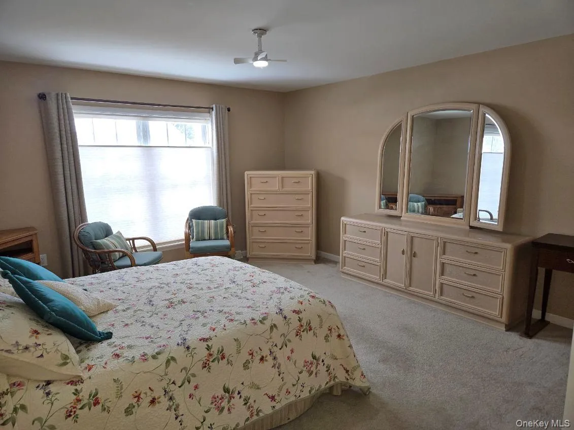 1407 Middle Road, Riverhead, NY, 3 Bedrooms Bedrooms, 6 Rooms Rooms,2 BathroomsBathrooms,Residential Sale,For Rent,Middle,0,986510 1407 Middle Road, Riverhead, NY, 3 Bedrooms Bedrooms, 6 Rooms Rooms,2 BathroomsBathrooms,Residential Sale,For Rent,Middle,0,986510