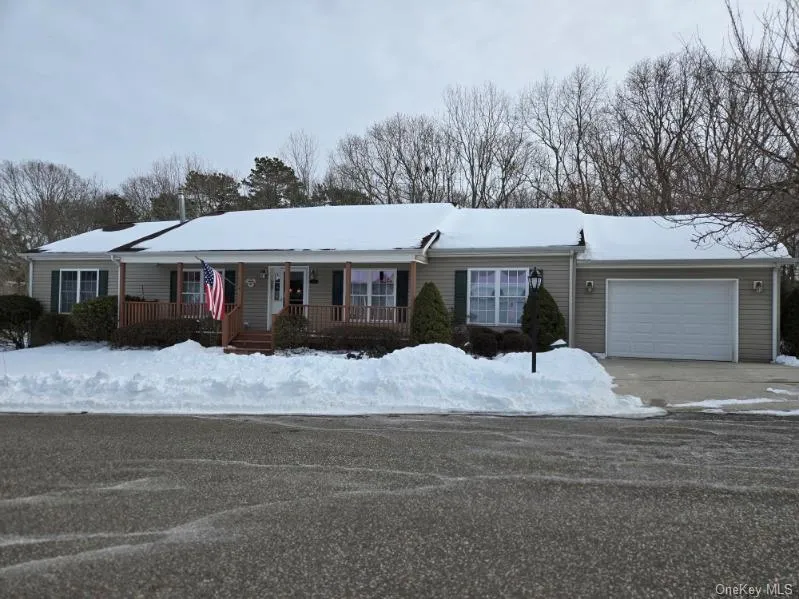 1407 Middle Road, Riverhead, NY, 3 Bedrooms Bedrooms, 6 Rooms Rooms,2 BathroomsBathrooms,Residential Sale,For Rent,Middle,0,986510 1407 Middle Road, Riverhead, NY, 3 Bedrooms Bedrooms, 6 Rooms Rooms,2 BathroomsBathrooms,Residential Sale,For Rent,Middle,0,986510