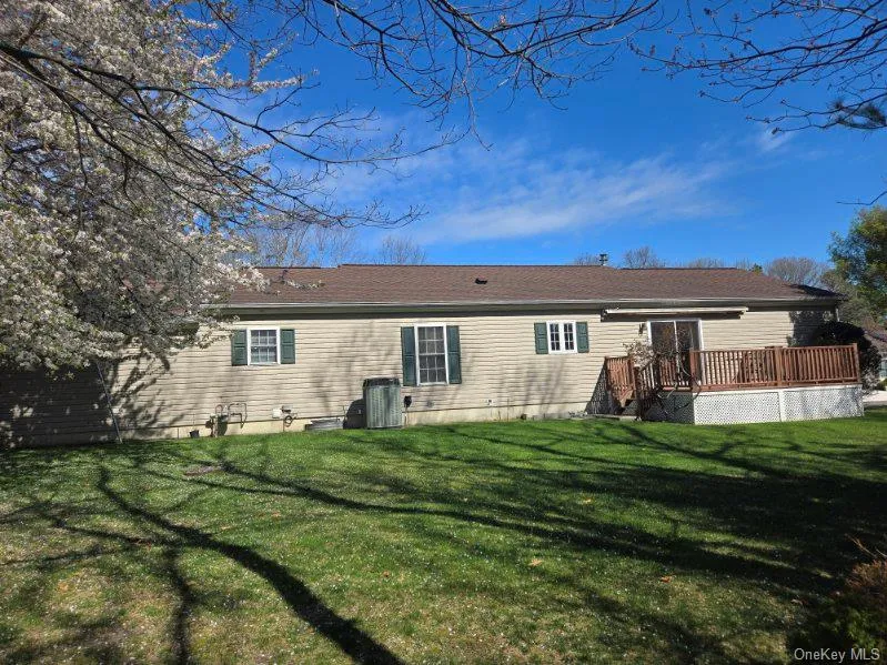1407 Middle Road, Riverhead, NY, 3 Bedrooms Bedrooms, 6 Rooms Rooms,2 BathroomsBathrooms,Residential Sale,For Rent,Middle,0,986510 1407 Middle Road, Riverhead, NY, 3 Bedrooms Bedrooms, 6 Rooms Rooms,2 BathroomsBathrooms,Residential Sale,For Rent,Middle,0,986510
