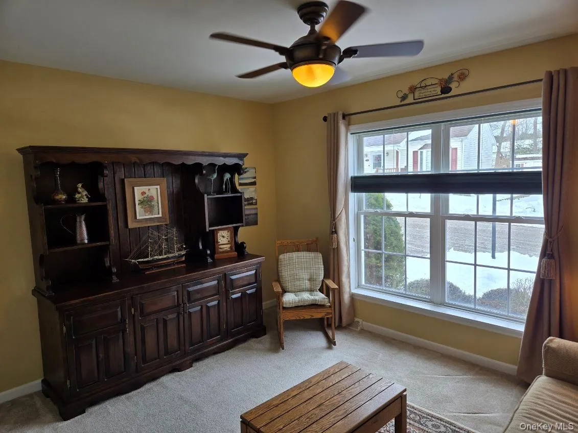 1407 Middle Road, Riverhead, NY, 3 Bedrooms Bedrooms, 6 Rooms Rooms,2 BathroomsBathrooms,Residential Sale,For Rent,Middle,0,986510 1407 Middle Road, Riverhead, NY, 3 Bedrooms Bedrooms, 6 Rooms Rooms,2 BathroomsBathrooms,Residential Sale,For Rent,Middle,0,986510