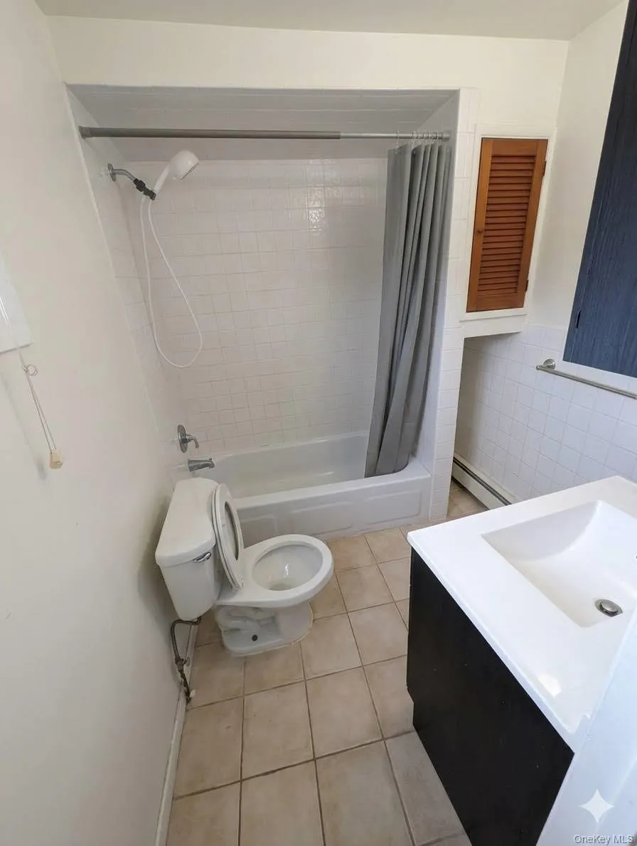 15 Falcon Lane, Hempstead, NY, 6 Bedrooms Bedrooms, 12 Rooms Rooms,3 BathroomsBathrooms,Residential Sale,For Rent,Falcon,0,986513 15 Falcon Lane, Hempstead, NY, 6 Bedrooms Bedrooms, 12 Rooms Rooms,3 BathroomsBathrooms,Residential Sale,For Rent,Falcon,0,986513