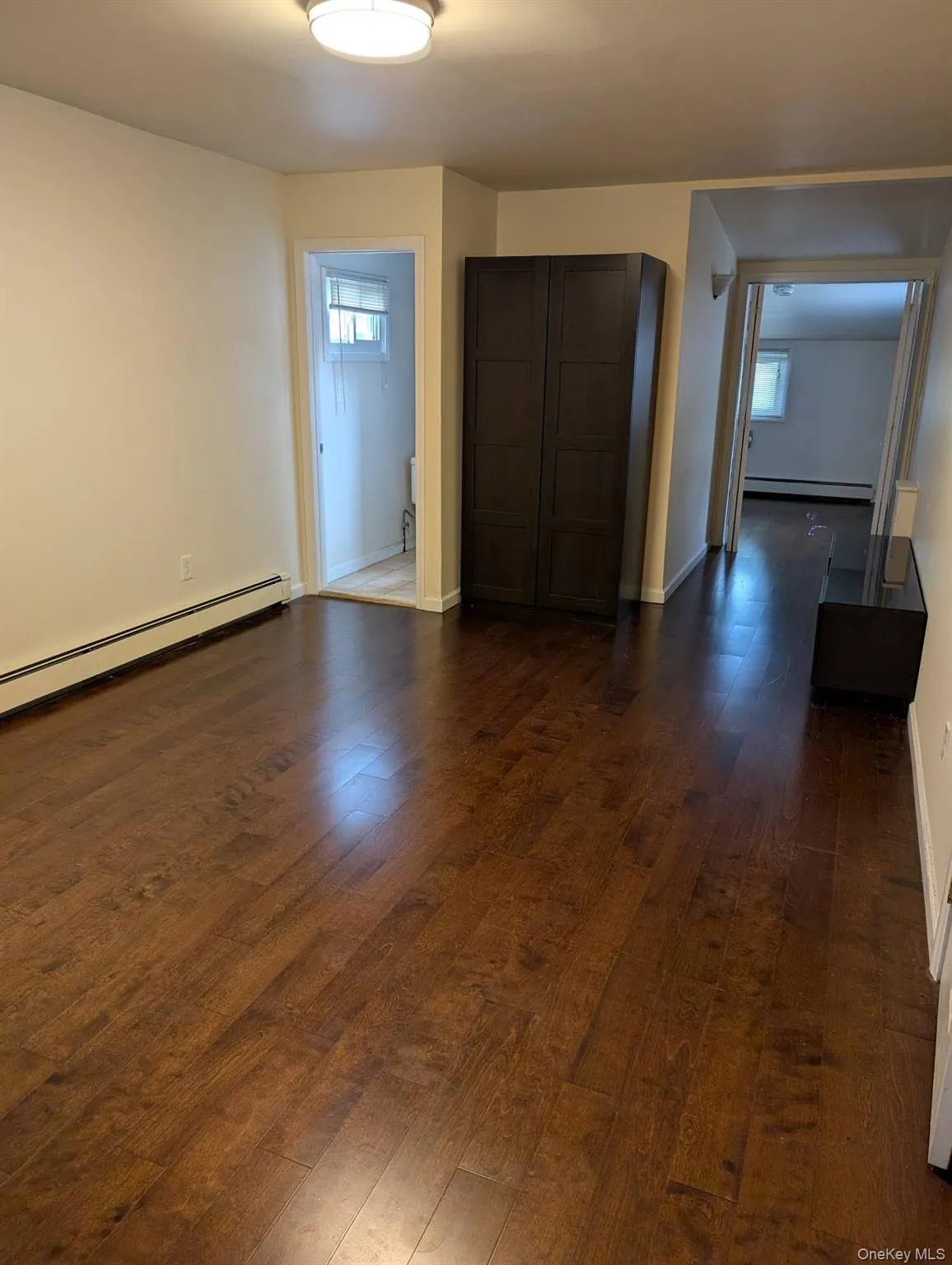 15 Falcon Lane, Hempstead, NY, 6 Bedrooms Bedrooms, 12 Rooms Rooms,3 BathroomsBathrooms,Residential Sale,For Rent,Falcon,0,986513 15 Falcon Lane, Hempstead, NY, 6 Bedrooms Bedrooms, 12 Rooms Rooms,3 BathroomsBathrooms,Residential Sale,For Rent,Falcon,0,986513