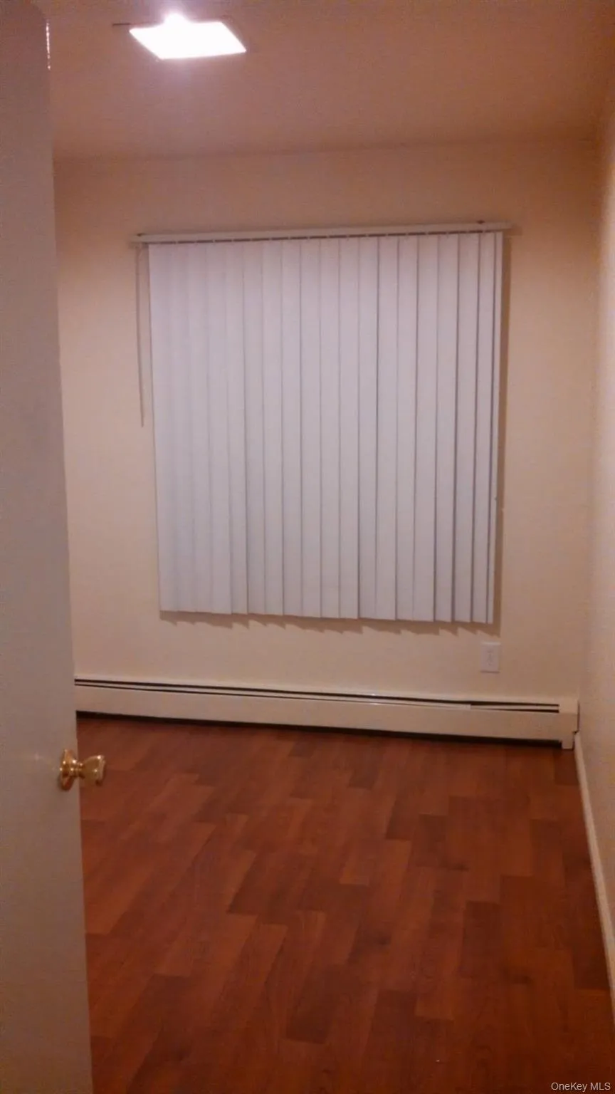 15 Falcon Lane, Hempstead, NY, 6 Bedrooms Bedrooms, 12 Rooms Rooms,3 BathroomsBathrooms,Residential Sale,For Rent,Falcon,0,986513 15 Falcon Lane, Hempstead, NY, 6 Bedrooms Bedrooms, 12 Rooms Rooms,3 BathroomsBathrooms,Residential Sale,For Rent,Falcon,0,986513