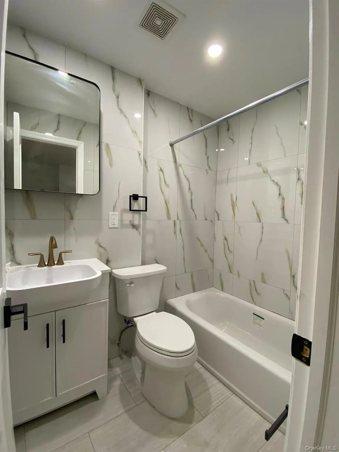 855 Wyckoff Avenue, New York, NY, 2 Bedrooms Bedrooms, 3 Rooms Rooms,1 BathroomBathrooms,Residential Lease,For Rent,Wyckoff,0,986514 855 Wyckoff Avenue, New York, NY, 2 Bedrooms Bedrooms, 3 Rooms Rooms,1 BathroomBathrooms,Residential Lease,For Rent,Wyckoff,0,986514