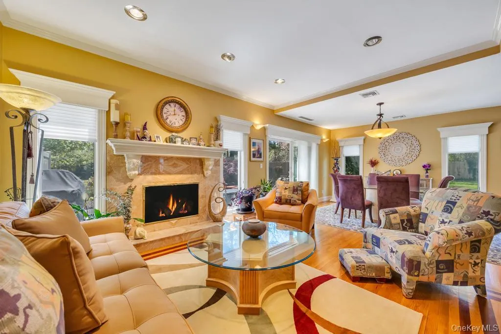 12 Kristin Lane, Smithtown, NY, 2 Bedrooms Bedrooms, 6 Rooms Rooms,2 BathroomsBathrooms,Residential,For Rent,Kristin,0,986515 12 Kristin Lane, Smithtown, NY, 2 Bedrooms Bedrooms, 6 Rooms Rooms,2 BathroomsBathrooms,Residential,For Rent,Kristin,0,986515