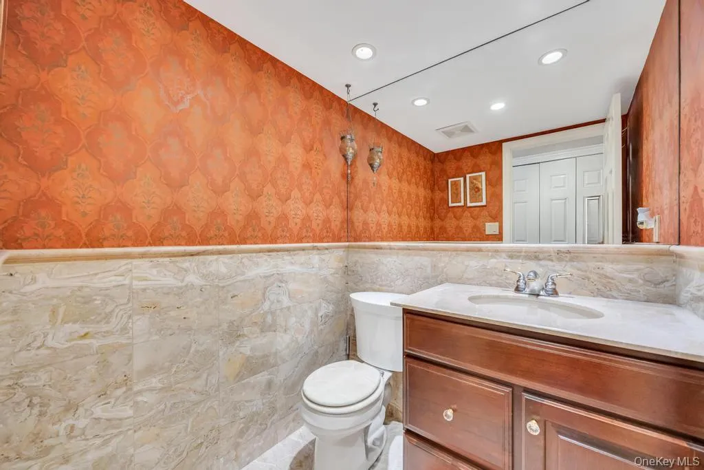 12 Kristin Lane, Smithtown, NY, 2 Bedrooms Bedrooms, 6 Rooms Rooms,2 BathroomsBathrooms,Residential,For Rent,Kristin,0,986515 12 Kristin Lane, Smithtown, NY, 2 Bedrooms Bedrooms, 6 Rooms Rooms,2 BathroomsBathrooms,Residential,For Rent,Kristin,0,986515