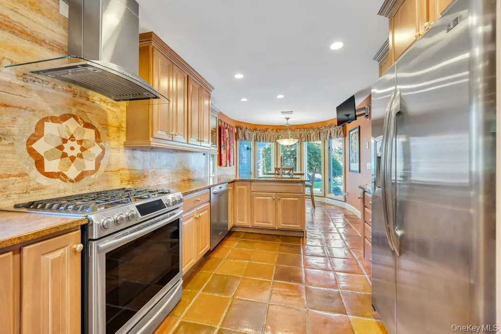 12 Kristin Lane, Smithtown, NY, 2 Bedrooms Bedrooms, 6 Rooms Rooms,2 BathroomsBathrooms,Residential,For Rent,Kristin,0,986515 12 Kristin Lane, Smithtown, NY, 2 Bedrooms Bedrooms, 6 Rooms Rooms,2 BathroomsBathrooms,Residential,For Rent,Kristin,0,986515