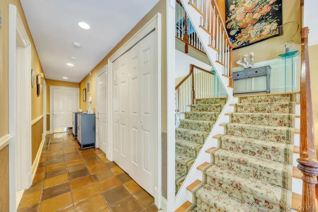 12 Kristin Lane, Smithtown, NY, 2 Bedrooms Bedrooms, 6 Rooms Rooms,2 BathroomsBathrooms,Residential,For Rent,Kristin,0,986515 12 Kristin Lane, Smithtown, NY, 2 Bedrooms Bedrooms, 6 Rooms Rooms,2 BathroomsBathrooms,Residential,For Rent,Kristin,0,986515