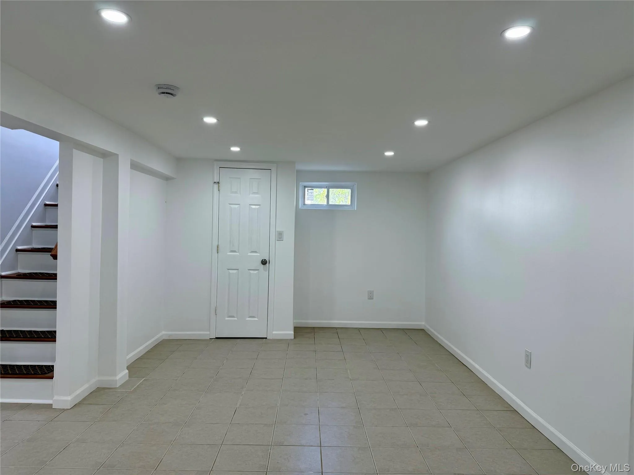 Lower Level Family Rm Lower Level Family Rm