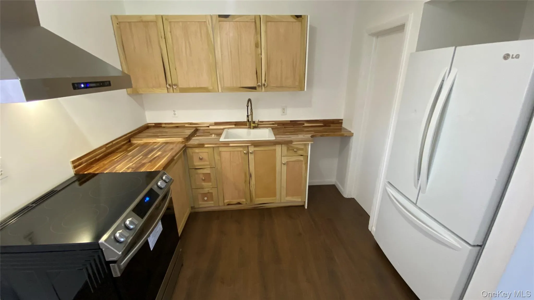 102 Sullivan Street, Mamakating, NY, 1 Bedroom Bedrooms, 4 Rooms Rooms,1 BathroomBathrooms,Residential Lease,For Rent,Sullivan,0,986548 102 Sullivan Street, Mamakating, NY, 1 Bedroom Bedrooms, 4 Rooms Rooms,1 BathroomBathrooms,Residential Lease,For Rent,Sullivan,0,986548