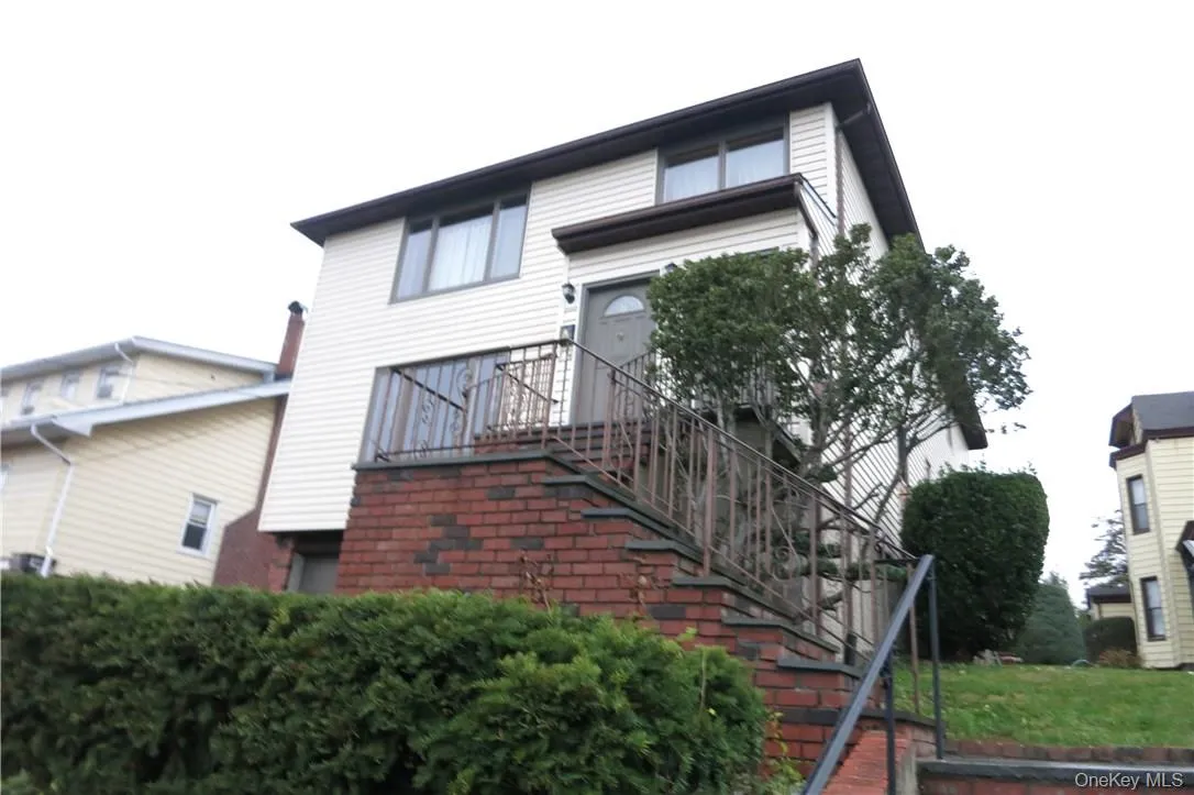 Welcome to 25 Acacia in New Rochelle Welcome to 25 Acacia in New Rochelle