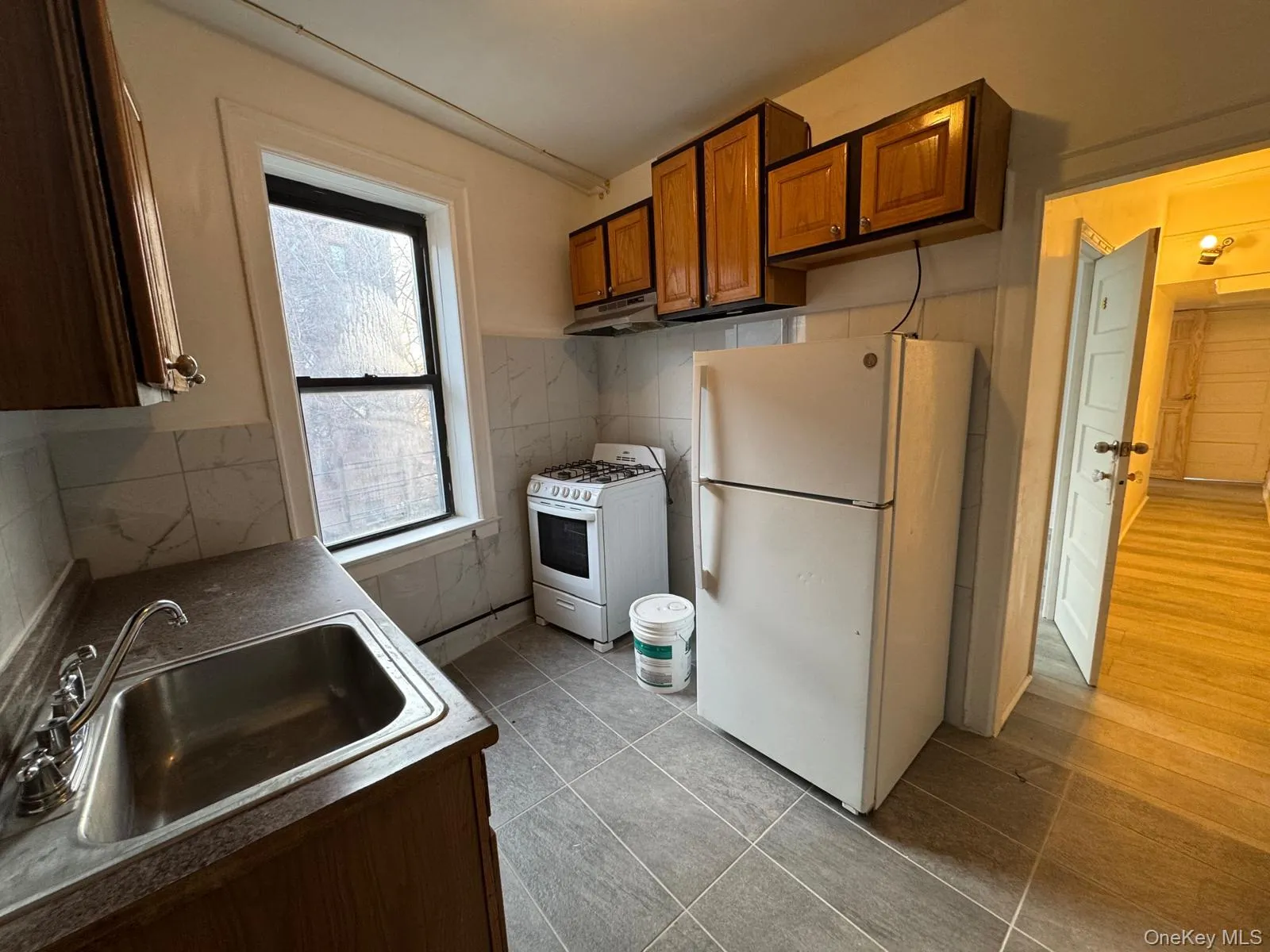 3307 Junction Boulevard, New York, NY, 3 Bedrooms Bedrooms, 6 Rooms Rooms,1 BathroomBathrooms,Residential Lease,For Rent,Junction,0,986567 3307 Junction Boulevard, New York, NY, 3 Bedrooms Bedrooms, 6 Rooms Rooms,1 BathroomBathrooms,Residential Lease,For Rent,Junction,0,986567