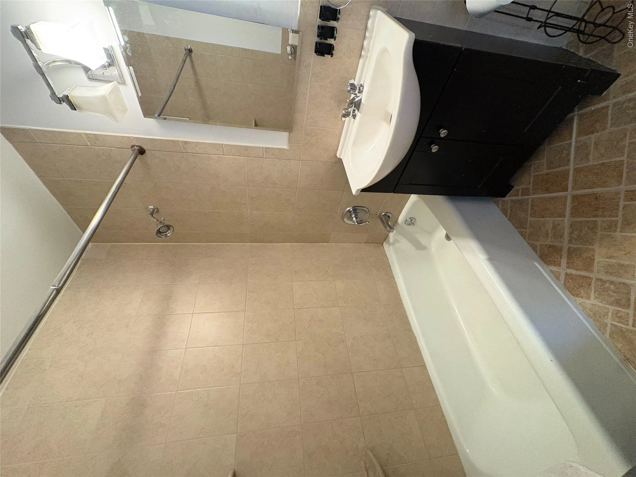 101 Highland Avenue, Yonkers, NY, 3 Bedrooms Bedrooms, 5 Rooms Rooms,1 BathroomBathrooms,Residential,For Rent,Highland,0,986583 101 Highland Avenue, Yonkers, NY, 3 Bedrooms Bedrooms, 5 Rooms Rooms,1 BathroomBathrooms,Residential,For Rent,Highland,0,986583