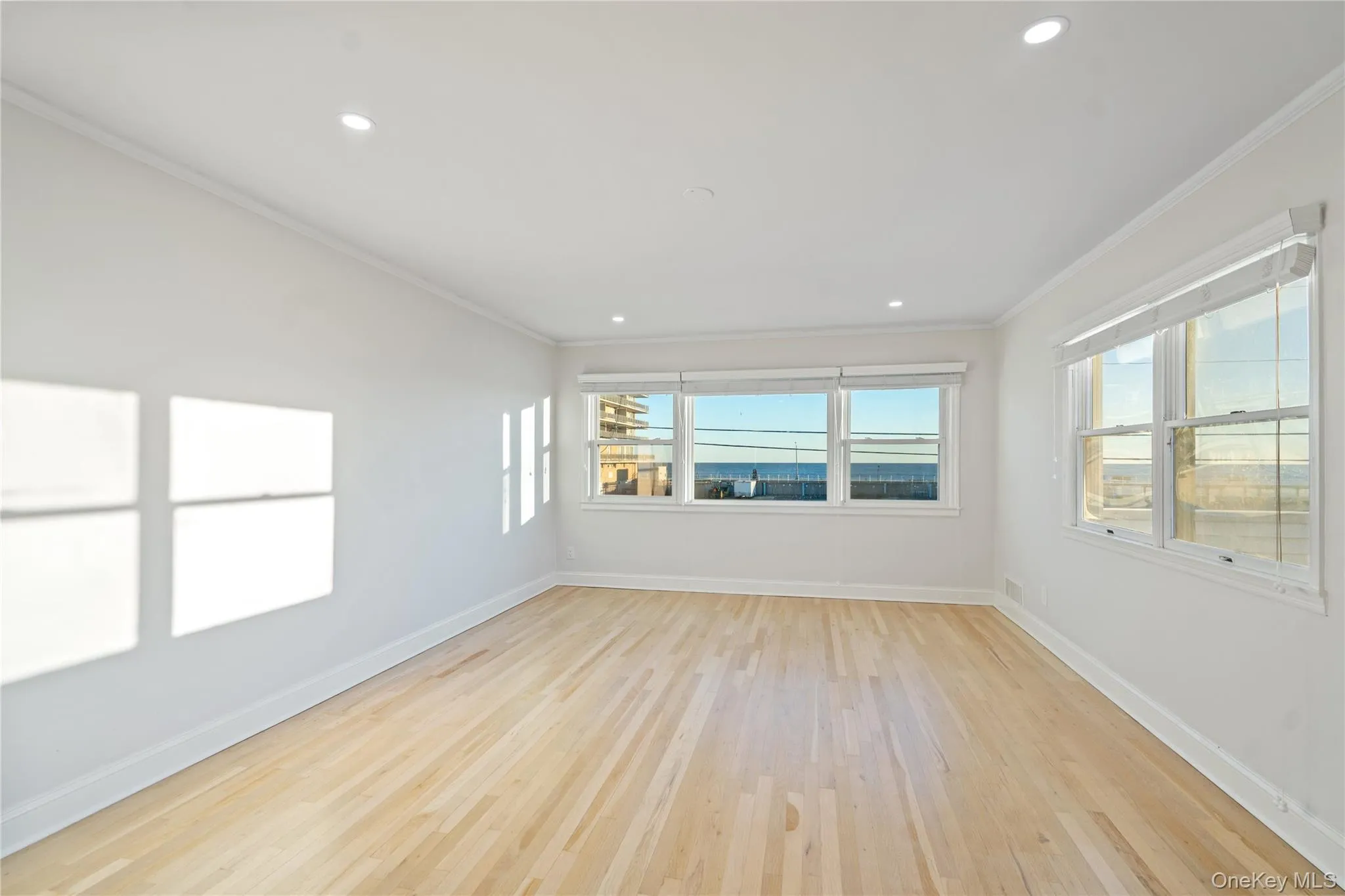 Main Bedroom with Ocean Views Main Bedroom with Ocean Views