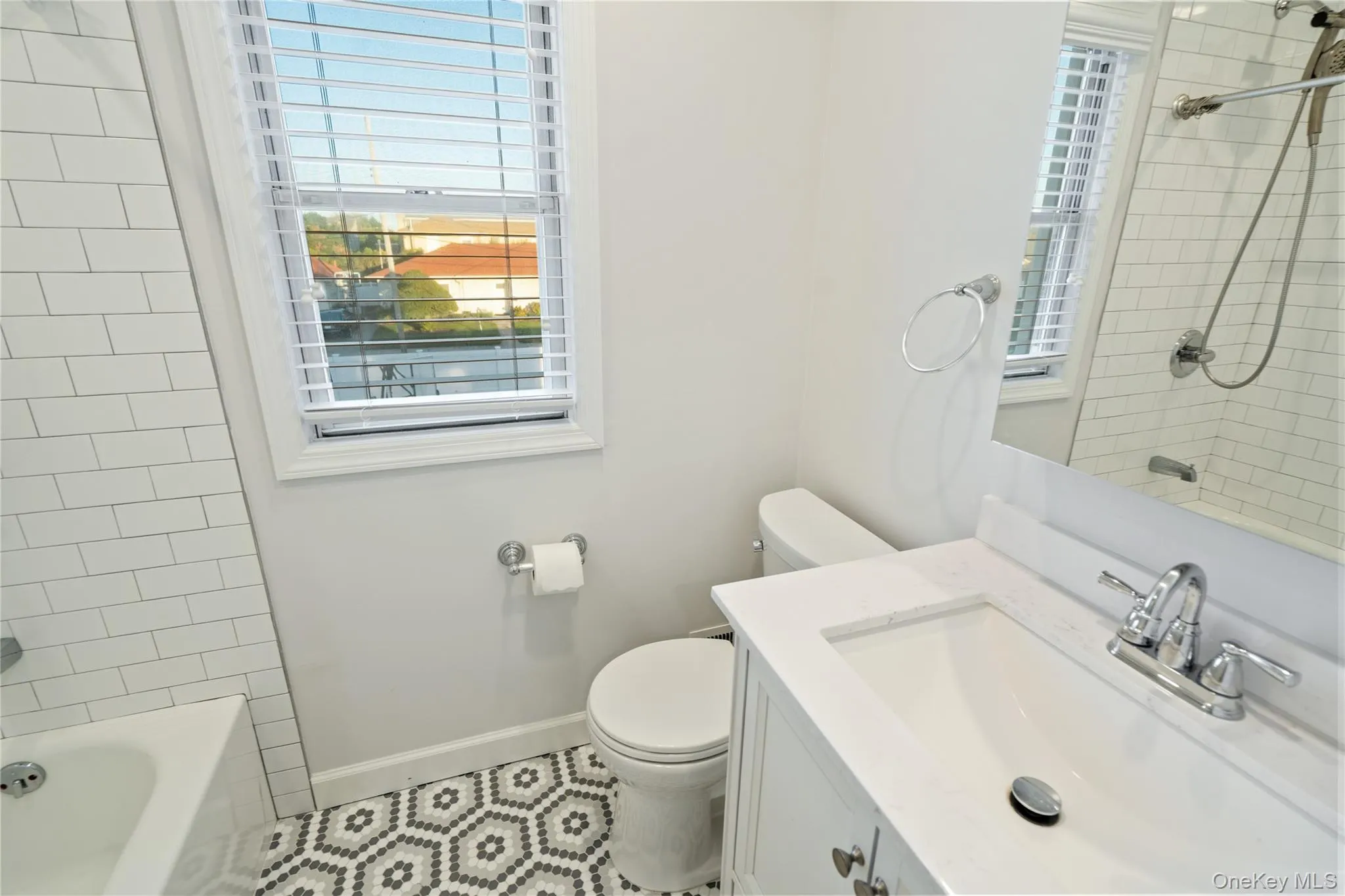 Full Bathroom with Tub Full Bathroom with Tub