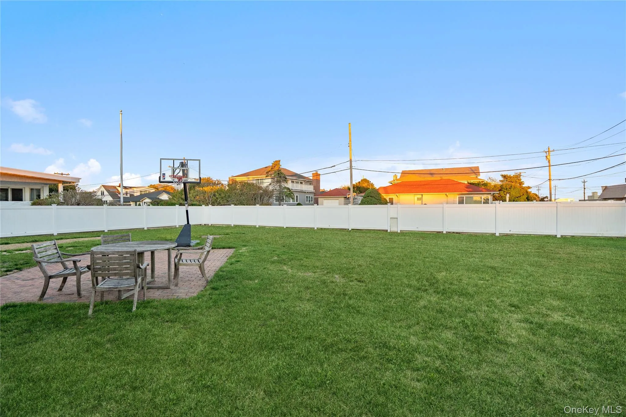 Oversized Yard #3 Oversized Yard #3
