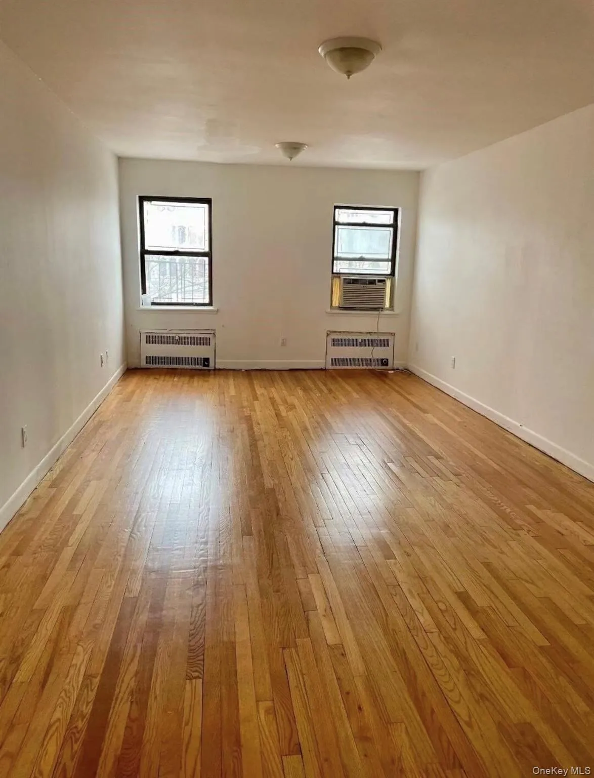 7 BOND, North Hempstead, NY, 1 Bedroom Bedrooms, 4 Rooms Rooms,1 BathroomBathrooms,Residential Lease,For Rent,BOND,0,986595 7 BOND, North Hempstead, NY, 1 Bedroom Bedrooms, 4 Rooms Rooms,1 BathroomBathrooms,Residential Lease,For Rent,BOND,0,986595