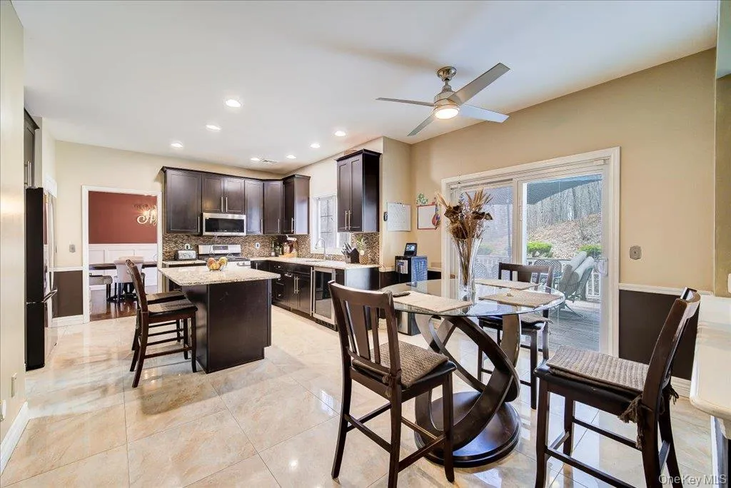 17 Long View Drive, Minisink, NY, 4 Bedrooms Bedrooms, 13 Rooms Rooms,2 BathroomsBathrooms,Residential,For Rent,Long View,0,986601 17 Long View Drive, Minisink, NY, 4 Bedrooms Bedrooms, 13 Rooms Rooms,2 BathroomsBathrooms,Residential,For Rent,Long View,0,986601