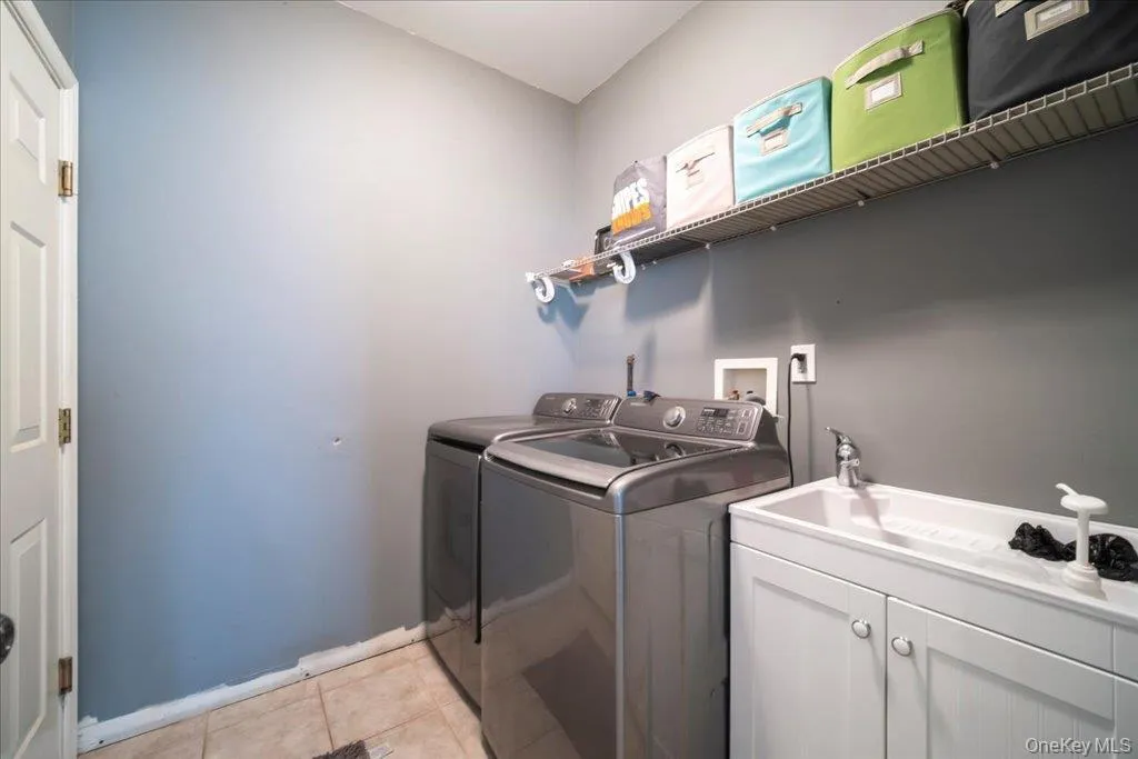 17 Long View Drive, Minisink, NY, 4 Bedrooms Bedrooms, 13 Rooms Rooms,2 BathroomsBathrooms,Residential,For Rent,Long View,0,986601 17 Long View Drive, Minisink, NY, 4 Bedrooms Bedrooms, 13 Rooms Rooms,2 BathroomsBathrooms,Residential,For Rent,Long View,0,986601