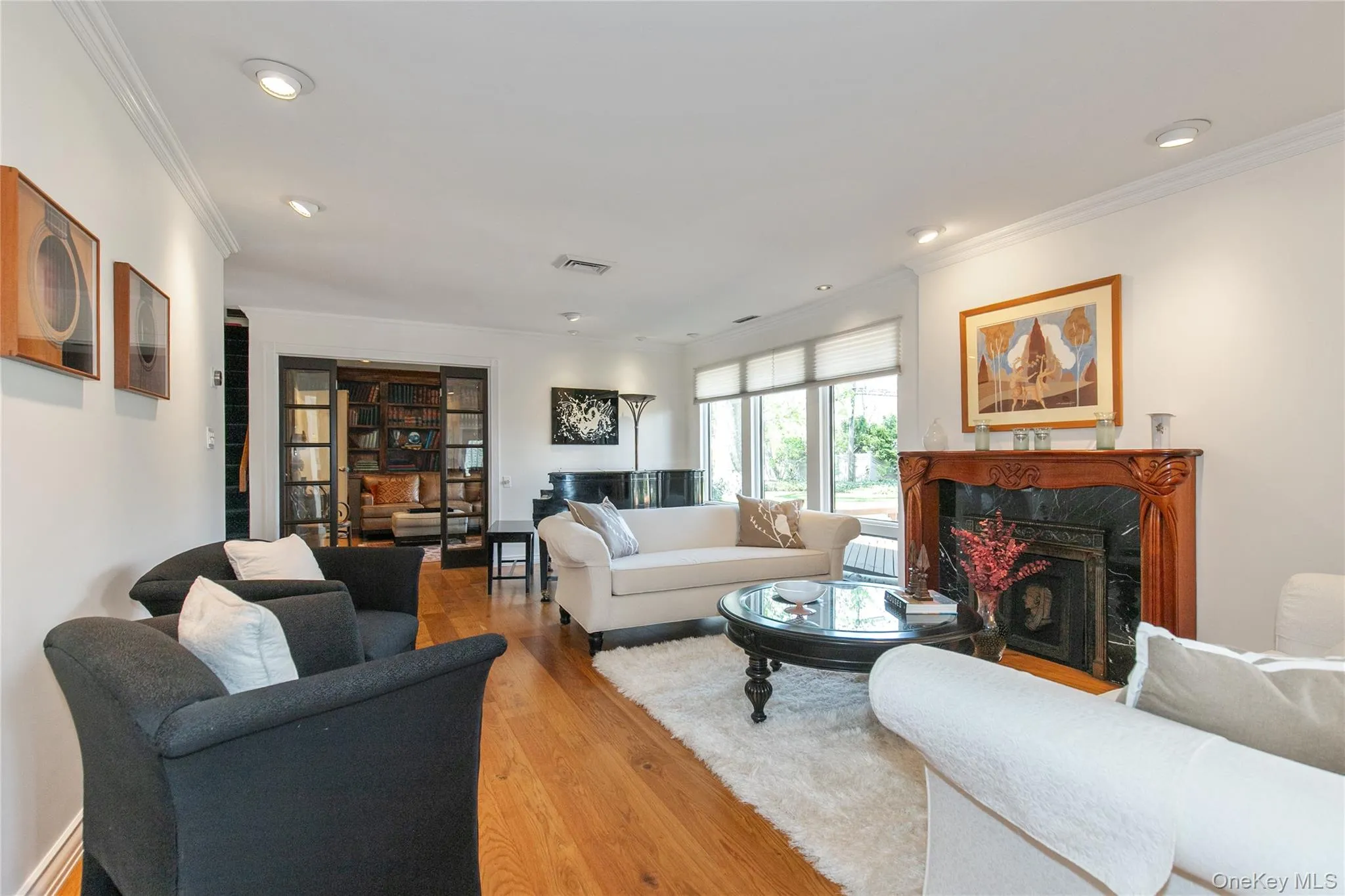 20 OLD FARM Road, North Hempstead, NY, 5 Bedrooms Bedrooms, 9 Rooms Rooms,2 BathroomsBathrooms,Residential Sale,For Rent,OLD FARM,0,986606 20 OLD FARM Road, North Hempstead, NY, 5 Bedrooms Bedrooms, 9 Rooms Rooms,2 BathroomsBathrooms,Residential Sale,For Rent,OLD FARM,0,986606