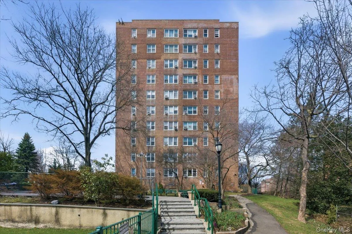 80 Knolls Crescent, New York, NY, 2 Bedrooms Bedrooms, 5 Rooms Rooms,1 BathroomBathrooms,Residential Sale,For Rent,Knolls,0,986609 80 Knolls Crescent, New York, NY, 2 Bedrooms Bedrooms, 5 Rooms Rooms,1 BathroomBathrooms,Residential Sale,For Rent,Knolls,0,986609