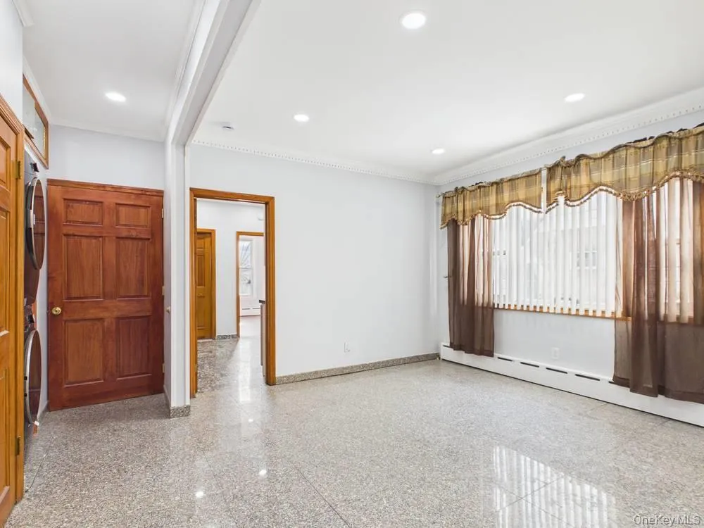 6618 75th Street, New York, NY, 3 Bedrooms Bedrooms, 5 Rooms Rooms,1 BathroomBathrooms,Residential Lease,For Rent,75th,0,986629 6618 75th Street, New York, NY, 3 Bedrooms Bedrooms, 5 Rooms Rooms,1 BathroomBathrooms,Residential Lease,For Rent,75th,0,986629