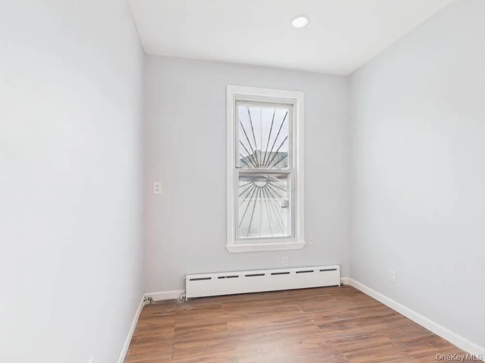 6618 75th Street, New York, NY, 3 Bedrooms Bedrooms, 5 Rooms Rooms,1 BathroomBathrooms,Residential Lease,For Rent,75th,0,986629 6618 75th Street, New York, NY, 3 Bedrooms Bedrooms, 5 Rooms Rooms,1 BathroomBathrooms,Residential Lease,For Rent,75th,0,986629