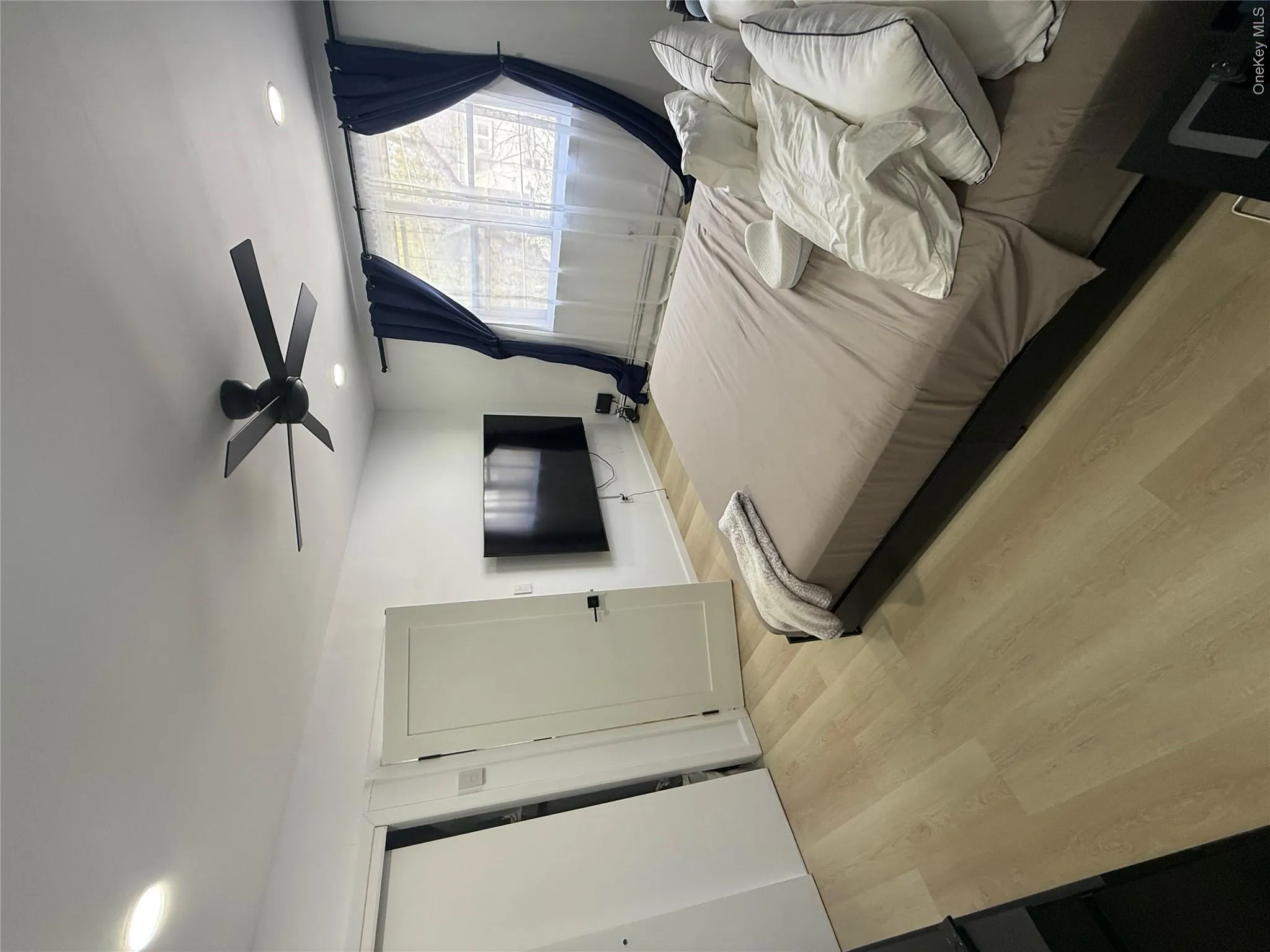 1690 Grand Avenue, Hempstead, NY, 1 Bedroom Bedrooms, 4 Rooms Rooms,1 BathroomBathrooms,Residential Lease,For Rent,Grand,0,986631 1690 Grand Avenue, Hempstead, NY, 1 Bedroom Bedrooms, 4 Rooms Rooms,1 BathroomBathrooms,Residential Lease,For Rent,Grand,0,986631