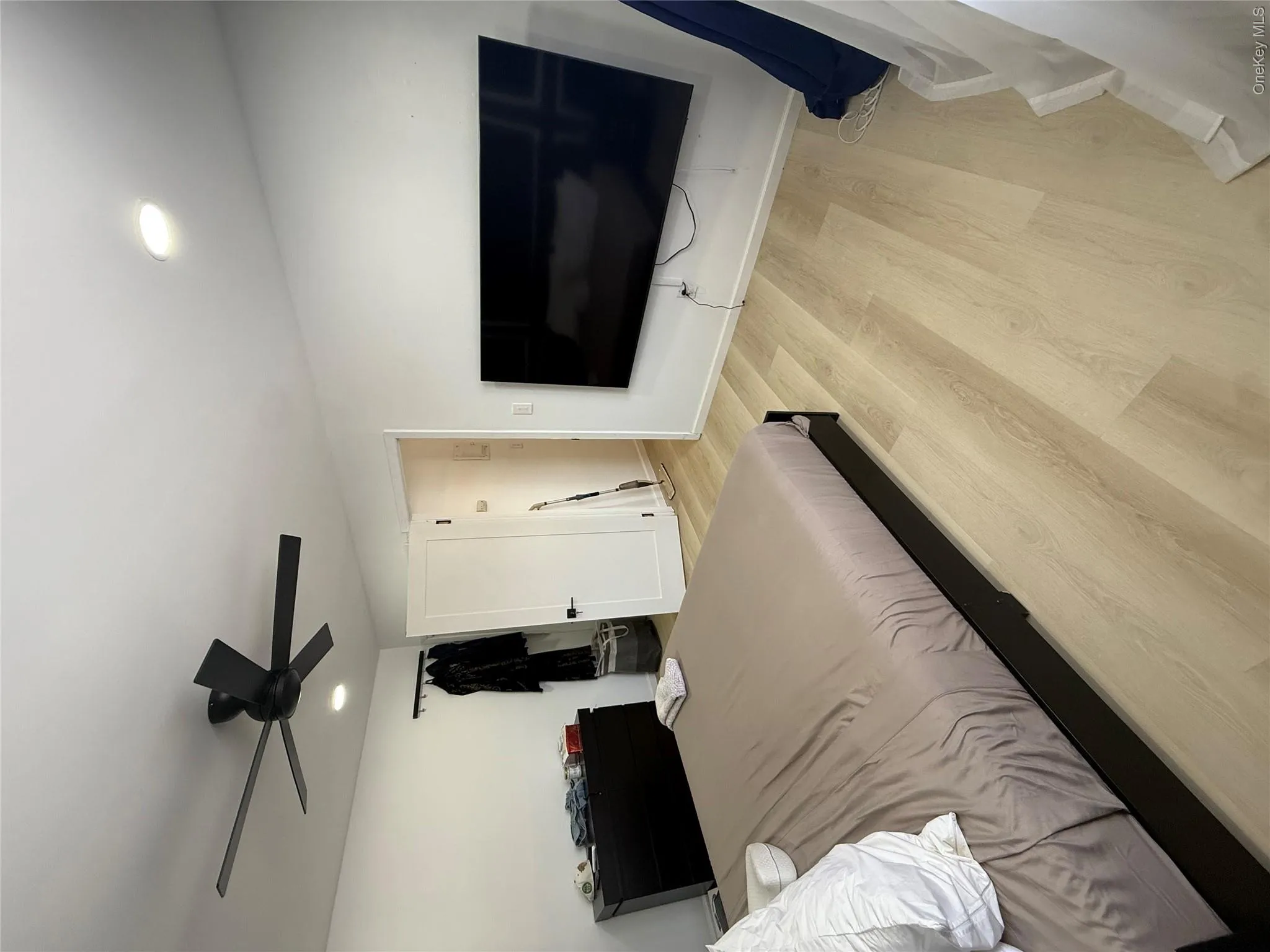 1690 Grand Avenue, Hempstead, NY, 1 Bedroom Bedrooms, 4 Rooms Rooms,1 BathroomBathrooms,Residential Lease,For Rent,Grand,0,986631 1690 Grand Avenue, Hempstead, NY, 1 Bedroom Bedrooms, 4 Rooms Rooms,1 BathroomBathrooms,Residential Lease,For Rent,Grand,0,986631