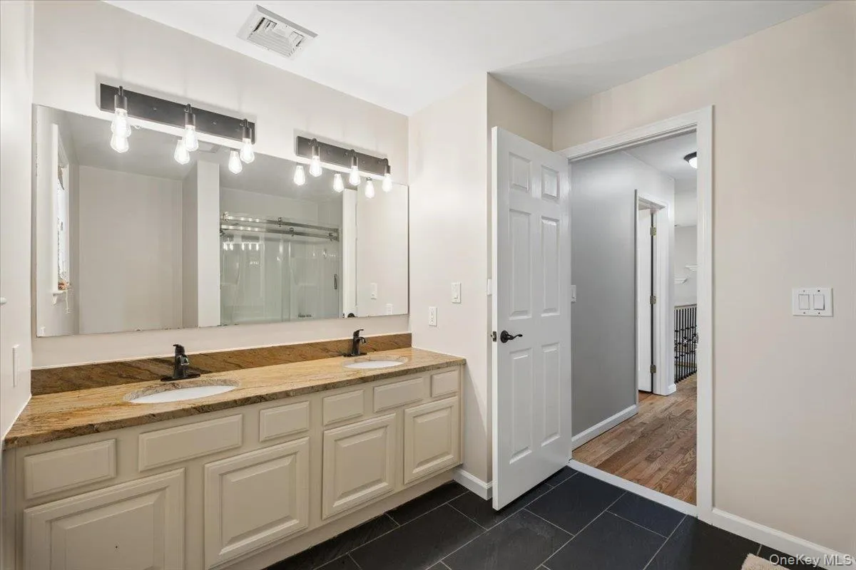 27 Kramers Pond Road, Putnam Valley, NY, 4 Bedrooms Bedrooms, 12 Rooms Rooms,2 BathroomsBathrooms,Residential Sale,For Rent,Kramers Pond,0,986644 27 Kramers Pond Road, Putnam Valley, NY, 4 Bedrooms Bedrooms, 12 Rooms Rooms,2 BathroomsBathrooms,Residential Sale,For Rent,Kramers Pond,0,986644