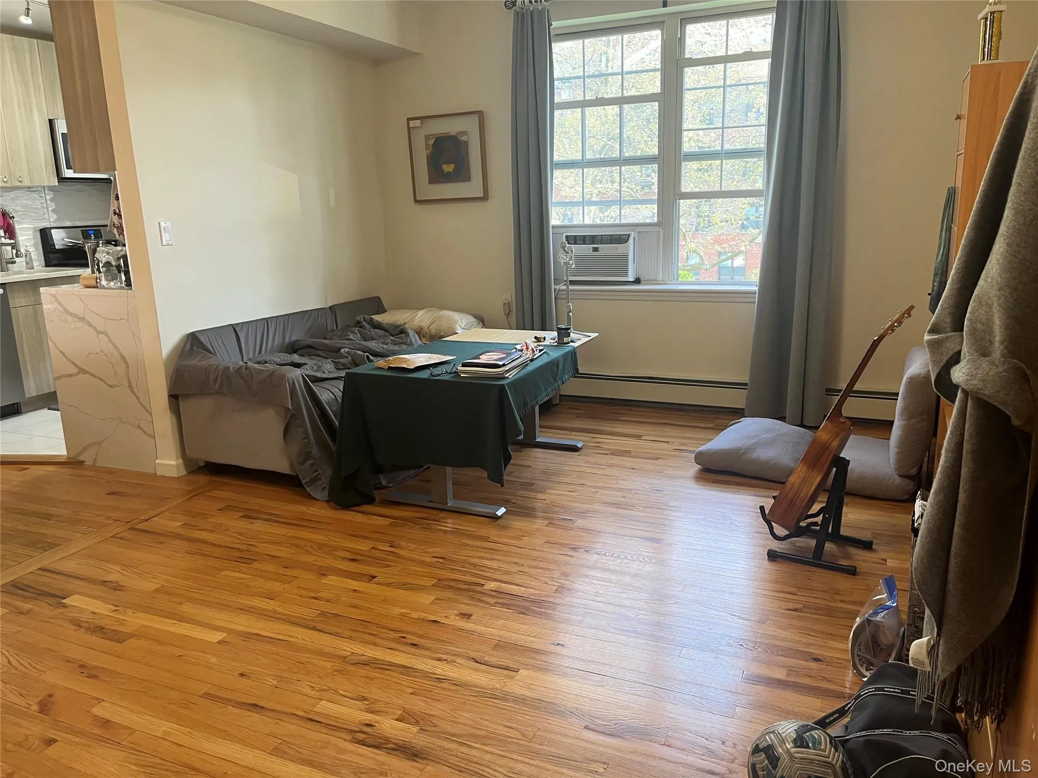 208-11 41 Avenue, New York, NY, 3 Bedrooms Bedrooms, 5 Rooms Rooms,1 BathroomBathrooms,Residential Lease,For Rent,41,0,986671 208-11 41 Avenue, New York, NY, 3 Bedrooms Bedrooms, 5 Rooms Rooms,1 BathroomBathrooms,Residential Lease,For Rent,41,0,986671