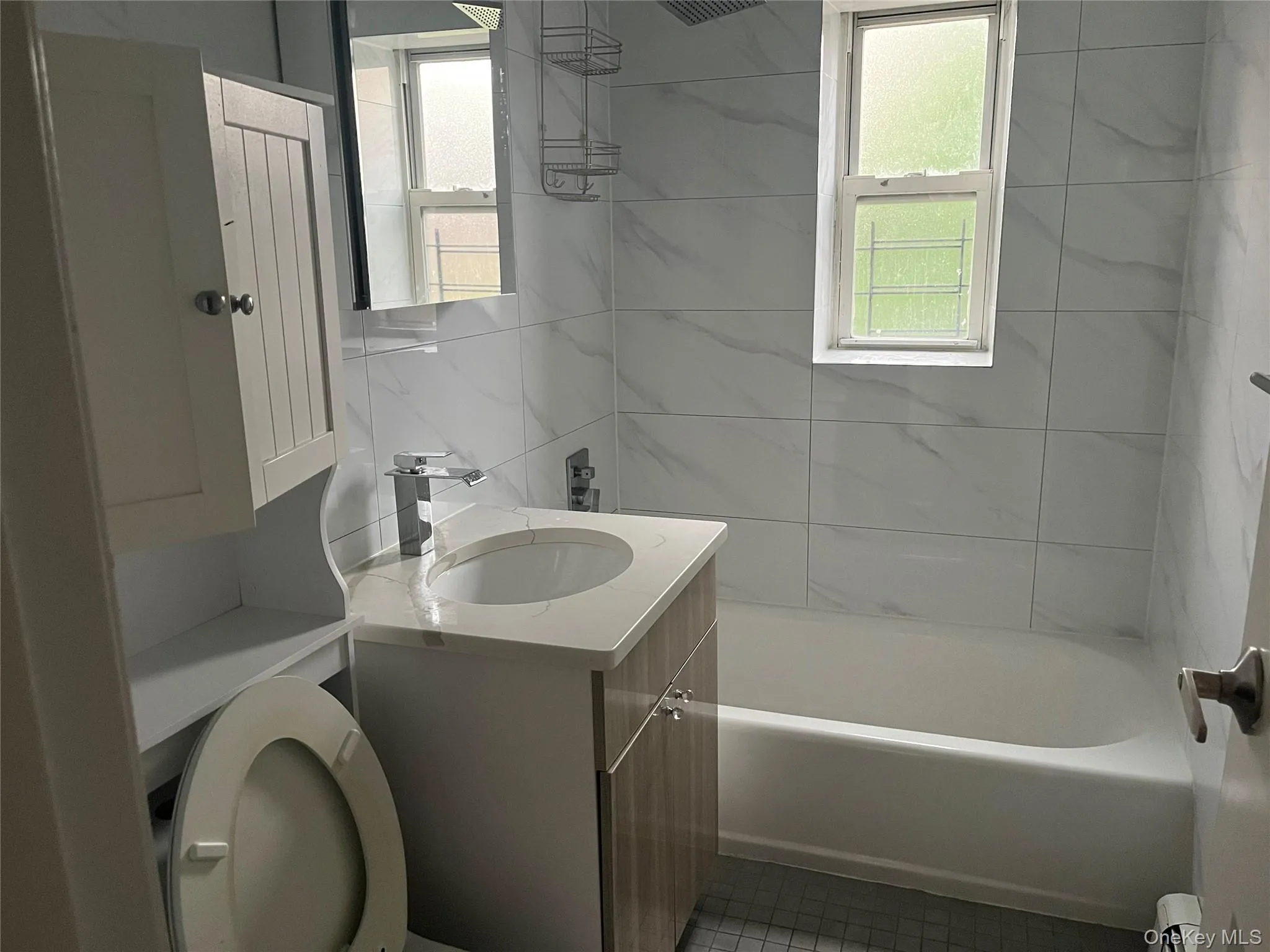 208-11 41 Avenue, New York, NY, 3 Bedrooms Bedrooms, 5 Rooms Rooms,1 BathroomBathrooms,Residential Lease,For Rent,41,0,986671 208-11 41 Avenue, New York, NY, 3 Bedrooms Bedrooms, 5 Rooms Rooms,1 BathroomBathrooms,Residential Lease,For Rent,41,0,986671
