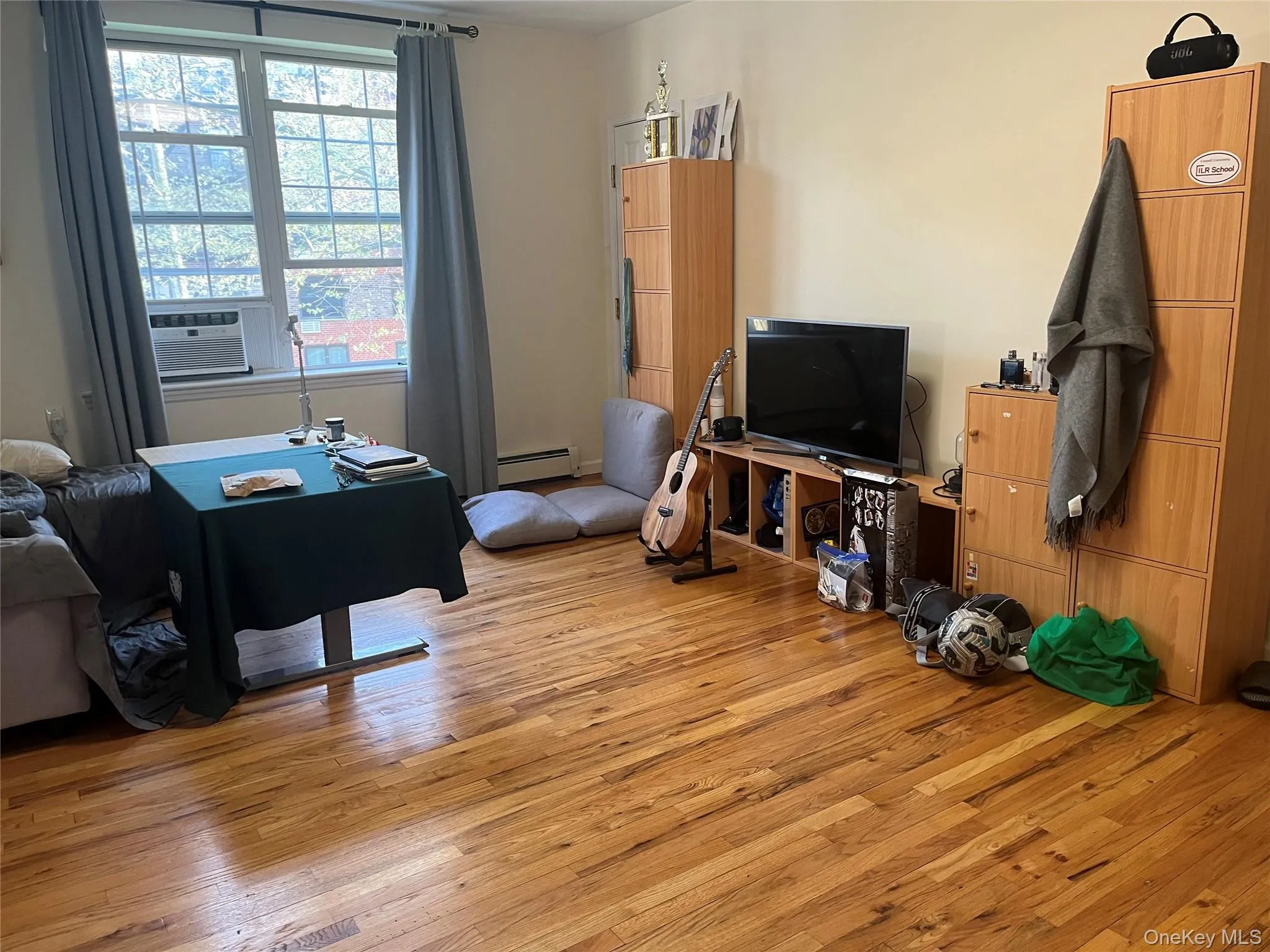 208-11 41 Avenue, New York, NY, 3 Bedrooms Bedrooms, 5 Rooms Rooms,1 BathroomBathrooms,Residential Lease,For Rent,41,0,986671 208-11 41 Avenue, New York, NY, 3 Bedrooms Bedrooms, 5 Rooms Rooms,1 BathroomBathrooms,Residential Lease,For Rent,41,0,986671