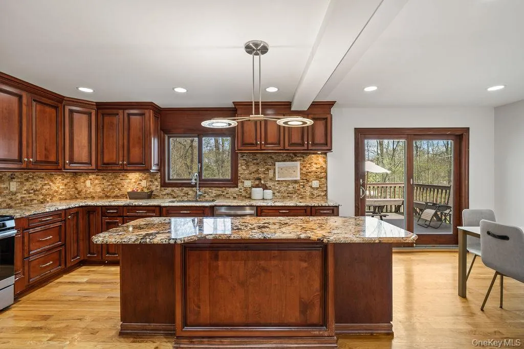 84 Tennyson Drive, Clarkstown, NY, 5 Bedrooms Bedrooms, 12 Rooms Rooms,2 BathroomsBathrooms,Residential,For Rent,Tennyson,0,986680 84 Tennyson Drive, Clarkstown, NY, 5 Bedrooms Bedrooms, 12 Rooms Rooms,2 BathroomsBathrooms,Residential,For Rent,Tennyson,0,986680