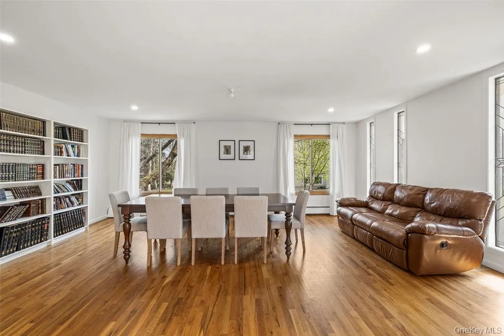 84 Tennyson Drive, Clarkstown, NY, 5 Bedrooms Bedrooms, 12 Rooms Rooms,2 BathroomsBathrooms,Residential,For Rent,Tennyson,0,986680 84 Tennyson Drive, Clarkstown, NY, 5 Bedrooms Bedrooms, 12 Rooms Rooms,2 BathroomsBathrooms,Residential,For Rent,Tennyson,0,986680