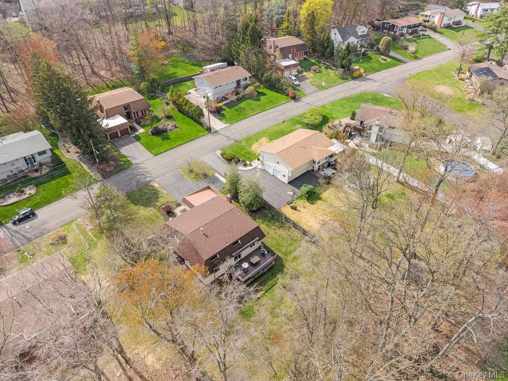 84 Tennyson Drive, Clarkstown, NY, 5 Bedrooms Bedrooms, 12 Rooms Rooms,2 BathroomsBathrooms,Residential,For Rent,Tennyson,0,986680 84 Tennyson Drive, Clarkstown, NY, 5 Bedrooms Bedrooms, 12 Rooms Rooms,2 BathroomsBathrooms,Residential,For Rent,Tennyson,0,986680