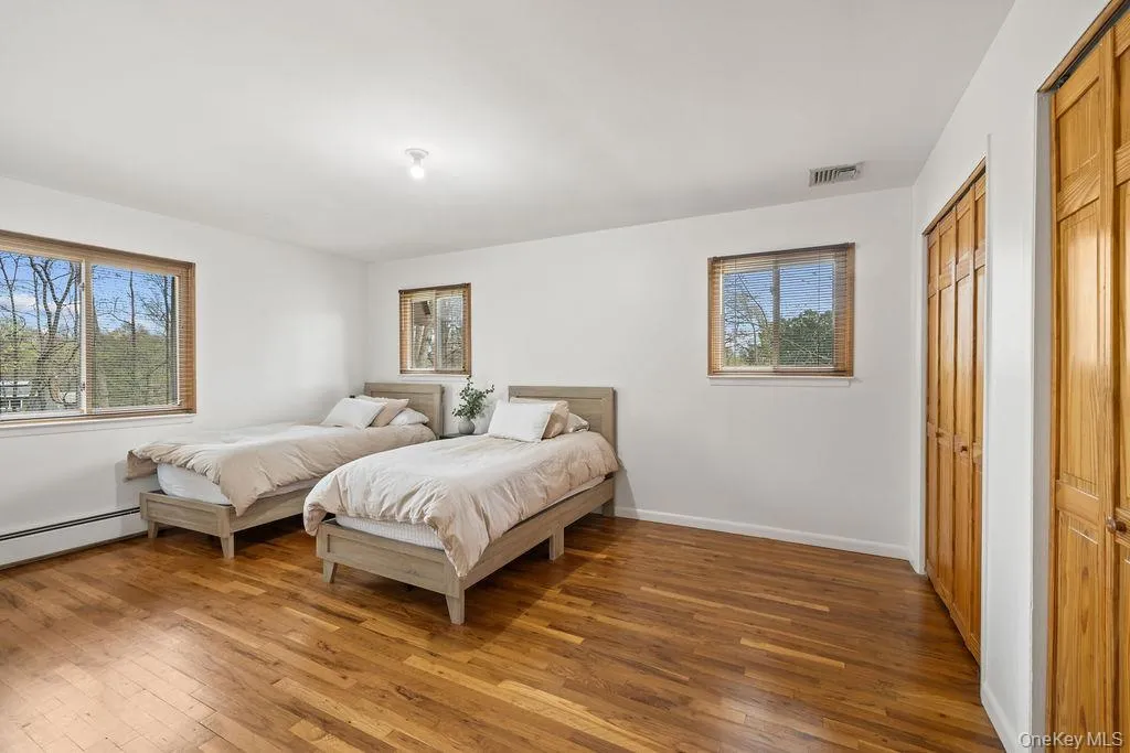 84 Tennyson Drive, Clarkstown, NY, 5 Bedrooms Bedrooms, 12 Rooms Rooms,2 BathroomsBathrooms,Residential,For Rent,Tennyson,0,986680 84 Tennyson Drive, Clarkstown, NY, 5 Bedrooms Bedrooms, 12 Rooms Rooms,2 BathroomsBathrooms,Residential,For Rent,Tennyson,0,986680
