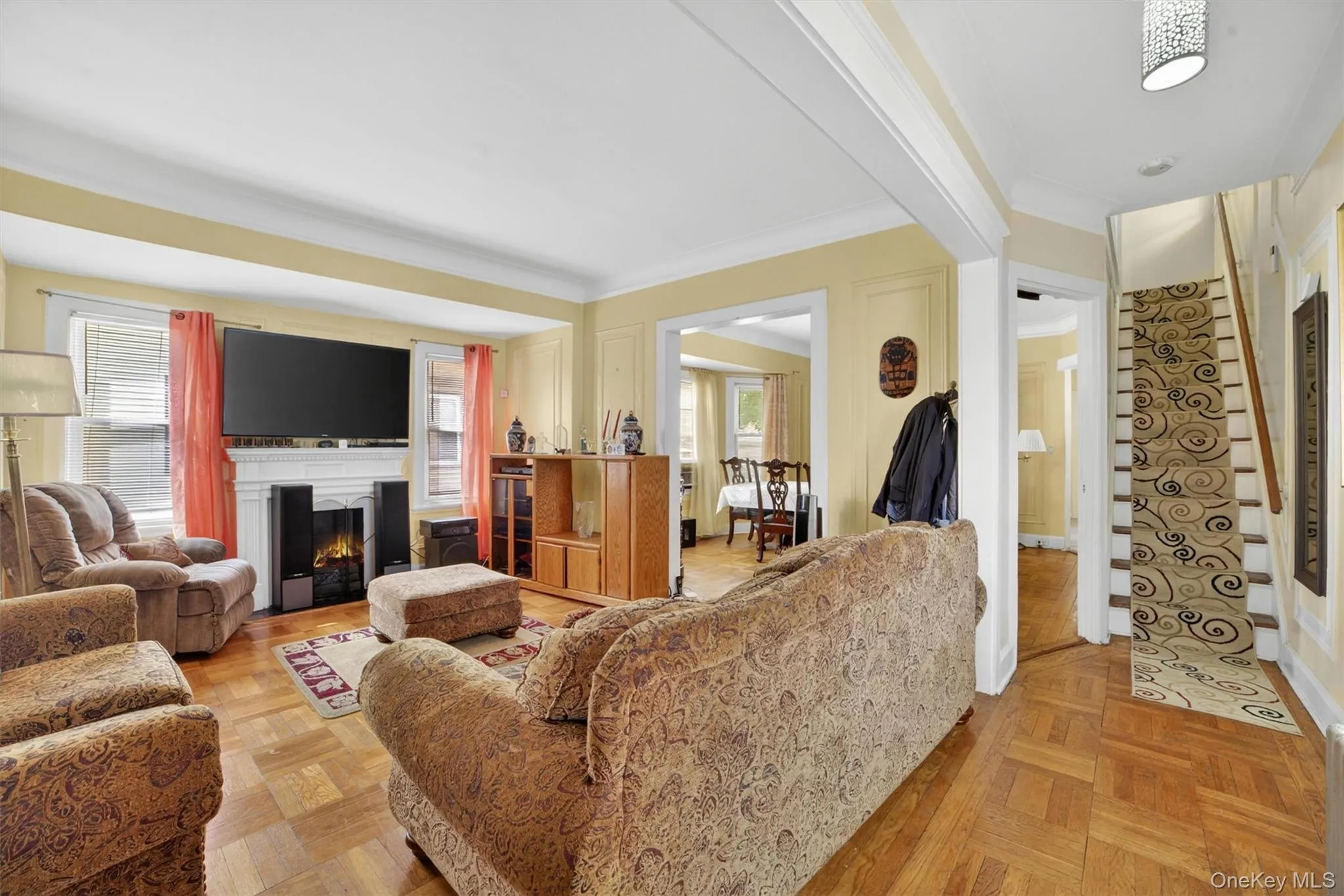 153 Hillside Avenue, Mount Vernon, NY, 3 Bedrooms Bedrooms, 6 Rooms Rooms,2 BathroomsBathrooms,Residential,For Rent,Hillside,0,986682 153 Hillside Avenue, Mount Vernon, NY, 3 Bedrooms Bedrooms, 6 Rooms Rooms,2 BathroomsBathrooms,Residential,For Rent,Hillside,0,986682