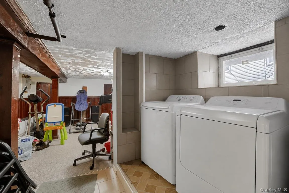 153 Hillside Avenue, Mount Vernon, NY, 3 Bedrooms Bedrooms, 6 Rooms Rooms,2 BathroomsBathrooms,Residential,For Rent,Hillside,0,986682 153 Hillside Avenue, Mount Vernon, NY, 3 Bedrooms Bedrooms, 6 Rooms Rooms,2 BathroomsBathrooms,Residential,For Rent,Hillside,0,986682