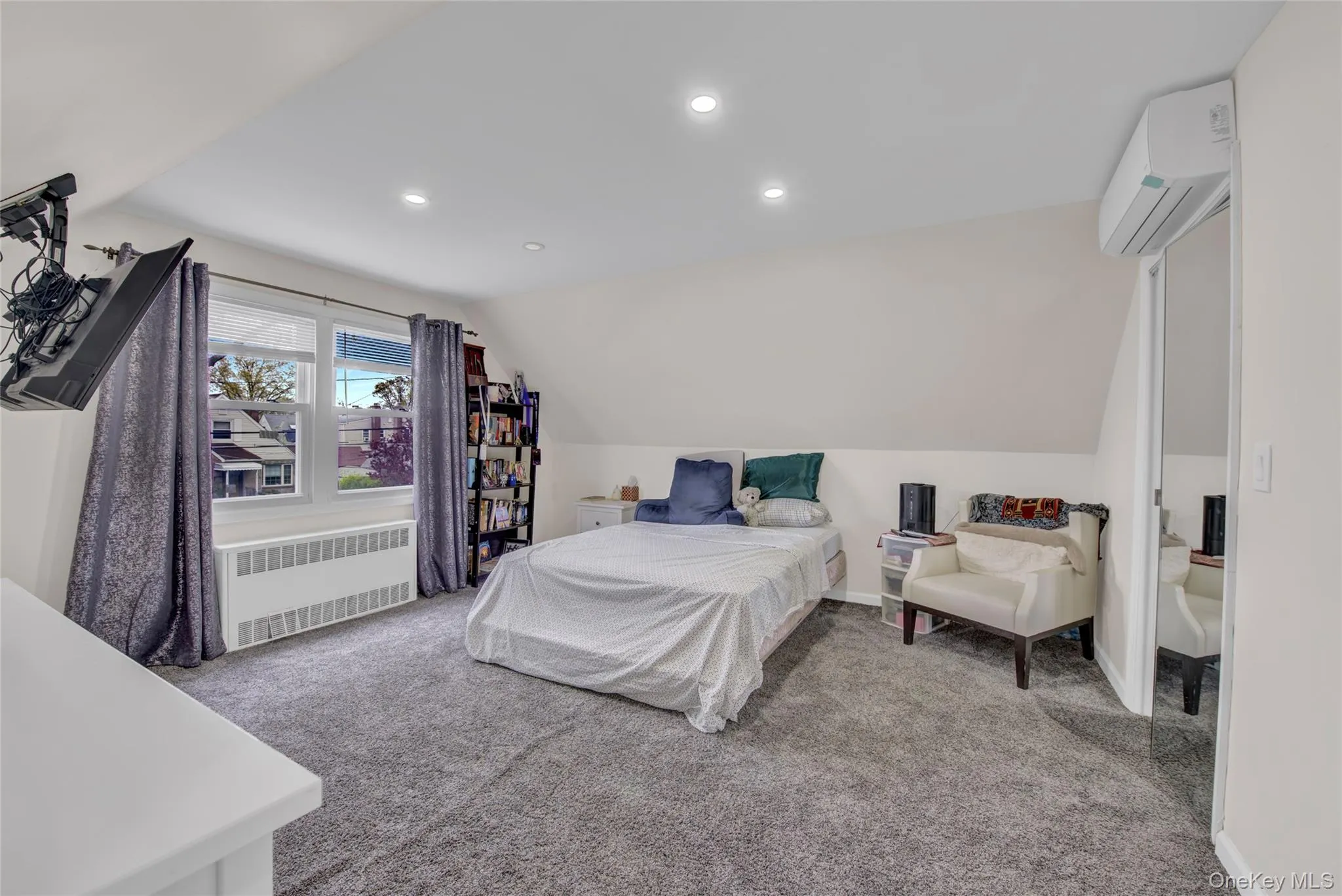 1312 Park Avenue, North Hempstead, NY, 4 Bedrooms Bedrooms, 7 Rooms Rooms,1 BathroomBathrooms,Residential,For Rent,Park,0,KEY986686 1312 Park Avenue, North Hempstead, NY, 4 Bedrooms Bedrooms, 7 Rooms Rooms,1 BathroomBathrooms,Residential,For Rent,Park,0,KEY986686