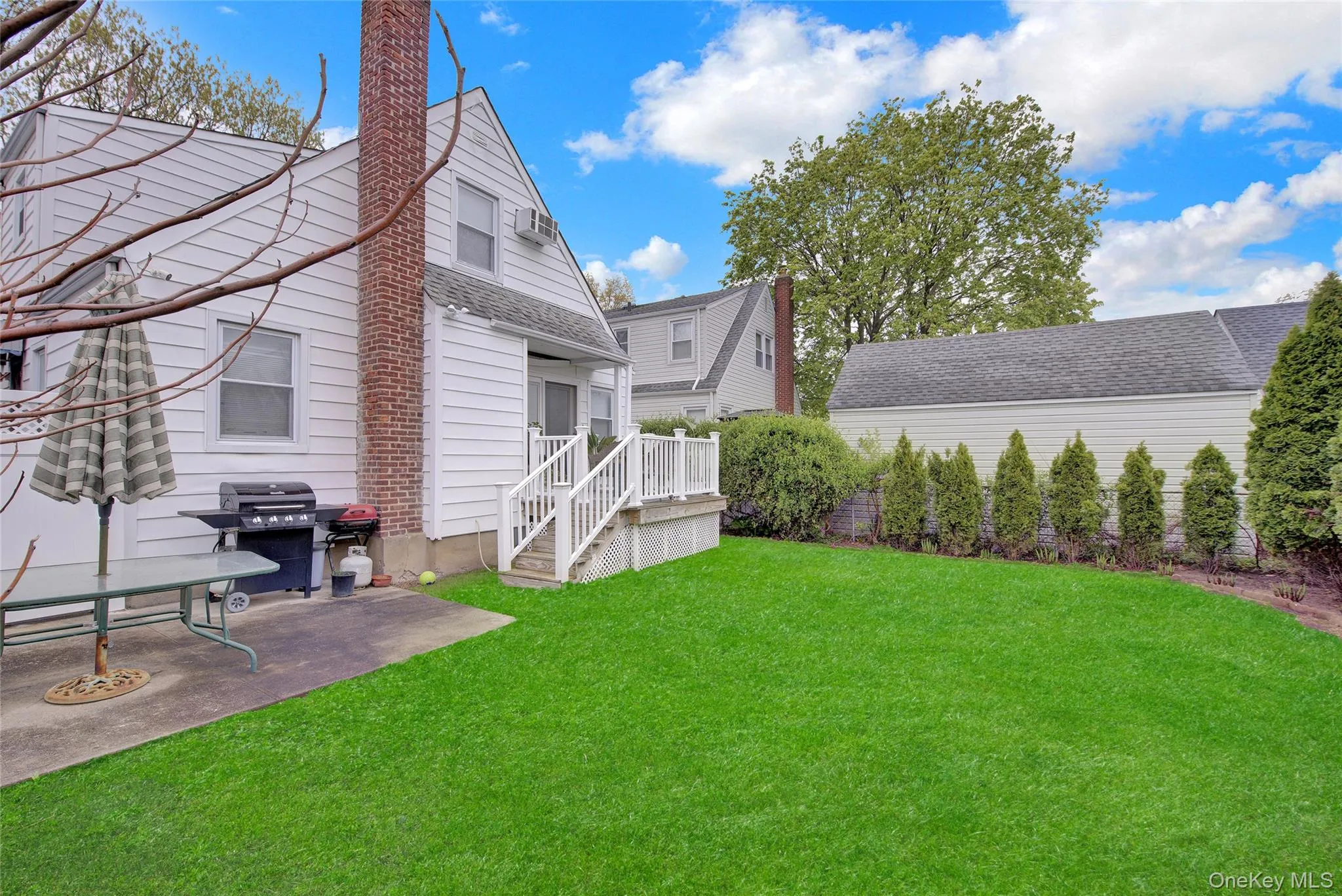 1312 Park Avenue, North Hempstead, NY, 4 Bedrooms Bedrooms, 7 Rooms Rooms,1 BathroomBathrooms,Residential,For Rent,Park,0,KEY986686 1312 Park Avenue, North Hempstead, NY, 4 Bedrooms Bedrooms, 7 Rooms Rooms,1 BathroomBathrooms,Residential,For Rent,Park,0,KEY986686