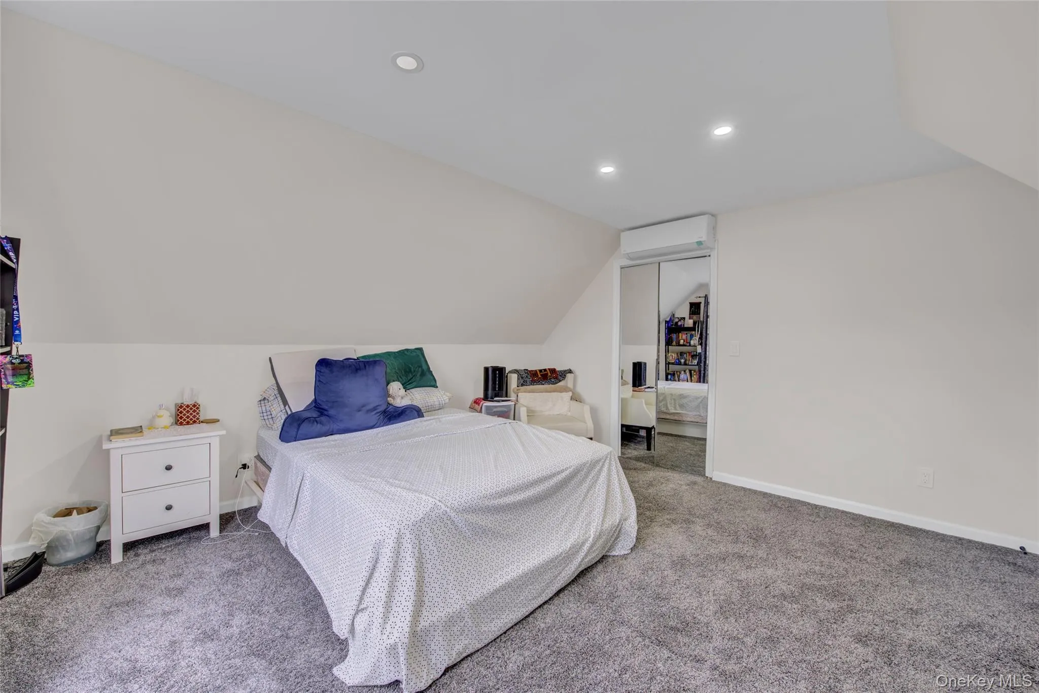 1312 Park Avenue, North Hempstead, NY, 4 Bedrooms Bedrooms, 7 Rooms Rooms,1 BathroomBathrooms,Residential,For Rent,Park,0,KEY986686 1312 Park Avenue, North Hempstead, NY, 4 Bedrooms Bedrooms, 7 Rooms Rooms,1 BathroomBathrooms,Residential,For Rent,Park,0,KEY986686