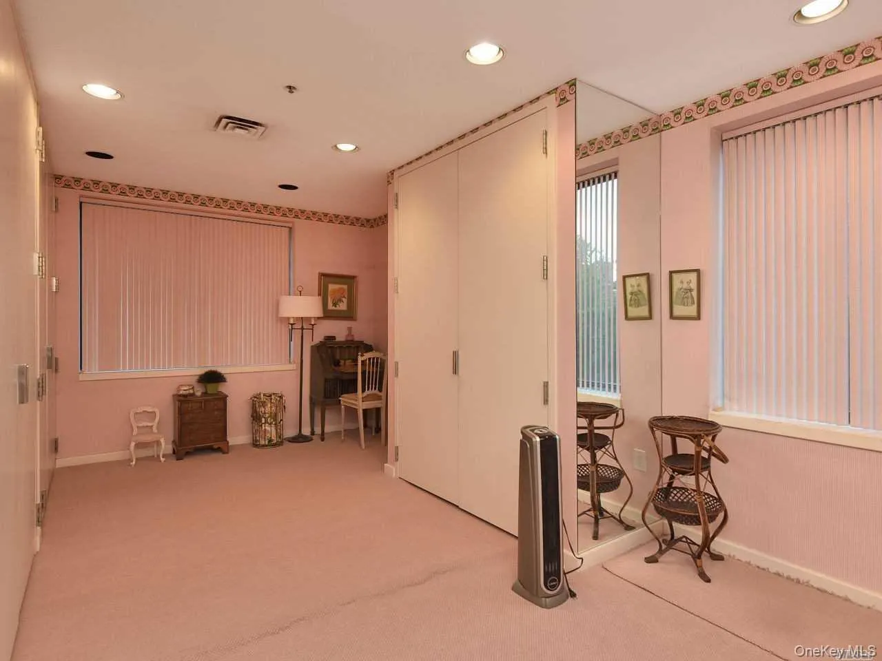 123 Middle Neck Road, North Hempstead, NY, 2 Bedrooms Bedrooms, 5 Rooms Rooms,2 BathroomsBathrooms,Residential Lease,For Rent,Middle Neck,0,986687 123 Middle Neck Road, North Hempstead, NY, 2 Bedrooms Bedrooms, 5 Rooms Rooms,2 BathroomsBathrooms,Residential Lease,For Rent,Middle Neck,0,986687