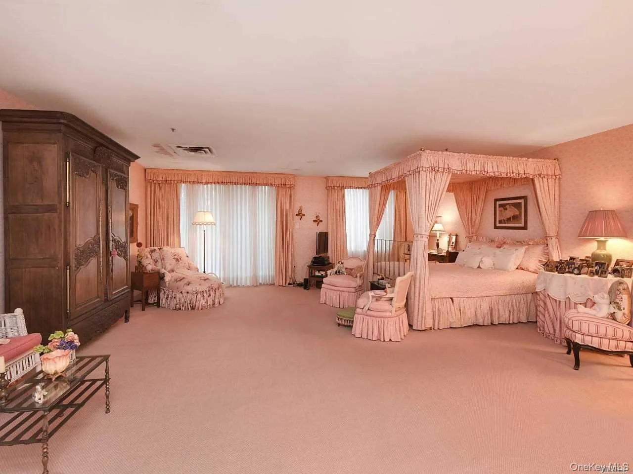 123 Middle Neck Road, North Hempstead, NY, 2 Bedrooms Bedrooms, 5 Rooms Rooms,2 BathroomsBathrooms,Residential Lease,For Rent,Middle Neck,0,986687 123 Middle Neck Road, North Hempstead, NY, 2 Bedrooms Bedrooms, 5 Rooms Rooms,2 BathroomsBathrooms,Residential Lease,For Rent,Middle Neck,0,986687