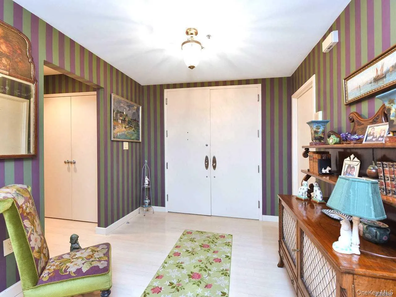 123 Middle Neck Road, North Hempstead, NY, 2 Bedrooms Bedrooms, 5 Rooms Rooms,2 BathroomsBathrooms,Residential Lease,For Rent,Middle Neck,0,986687 123 Middle Neck Road, North Hempstead, NY, 2 Bedrooms Bedrooms, 5 Rooms Rooms,2 BathroomsBathrooms,Residential Lease,For Rent,Middle Neck,0,986687