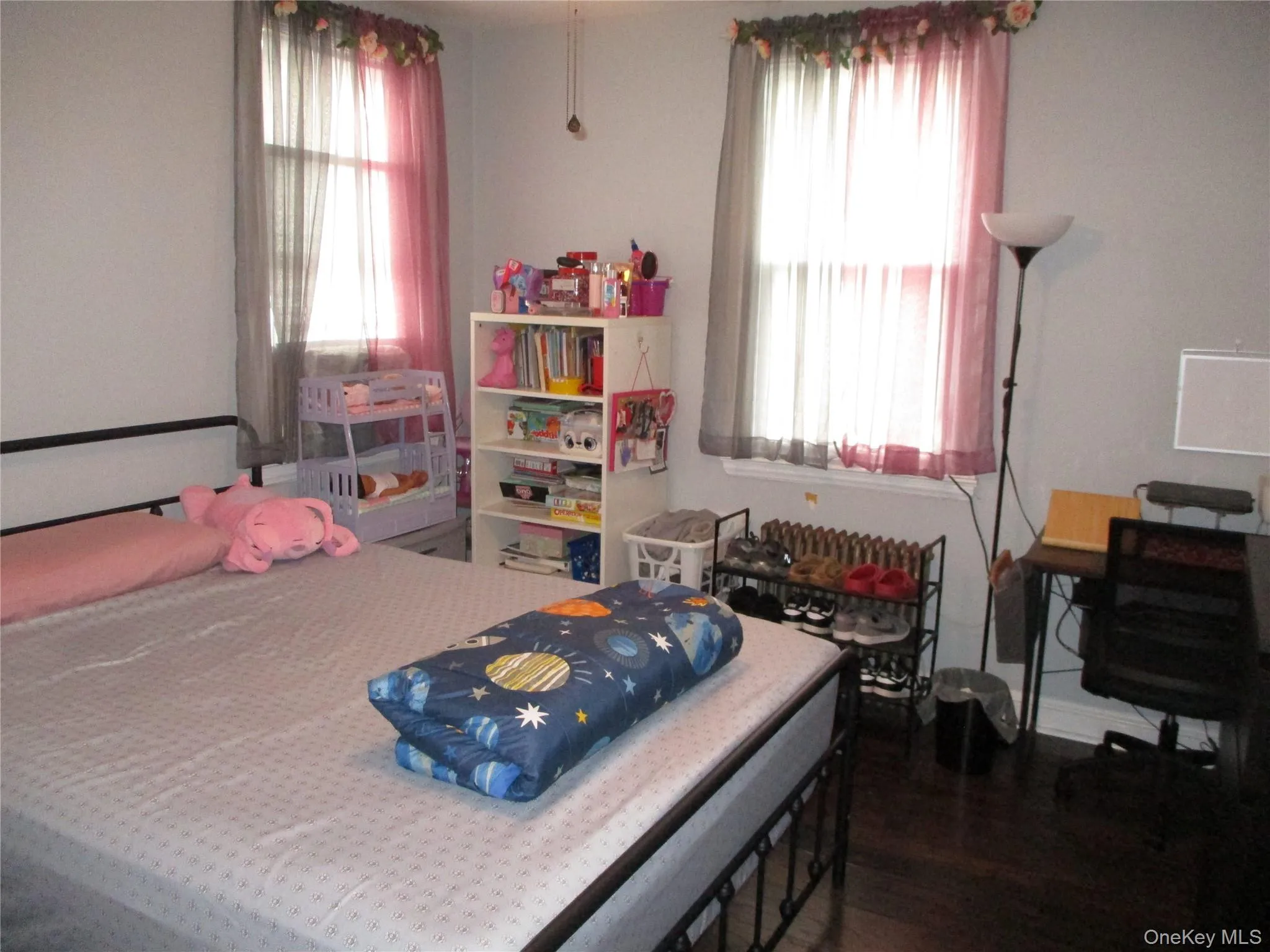 19 Acorn Road, Hempstead, NY, 4 Bedrooms Bedrooms, 8 Rooms Rooms,2 BathroomsBathrooms,Residential Lease,For Rent,Acorn,0,986690 19 Acorn Road, Hempstead, NY, 4 Bedrooms Bedrooms, 8 Rooms Rooms,2 BathroomsBathrooms,Residential Lease,For Rent,Acorn,0,986690