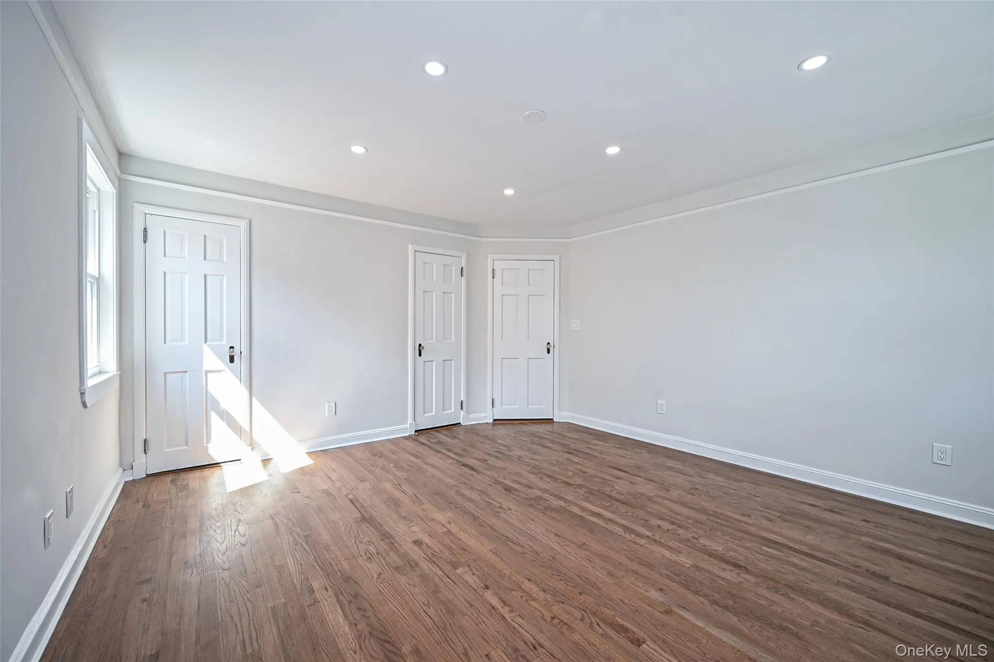 73-36 196th Street, New York, NY, 4 Bedrooms Bedrooms, 10 Rooms Rooms,1 BathroomBathrooms,Residential Sale,For Rent,196th,0,986694 73-36 196th Street, New York, NY, 4 Bedrooms Bedrooms, 10 Rooms Rooms,1 BathroomBathrooms,Residential Sale,For Rent,196th,0,986694