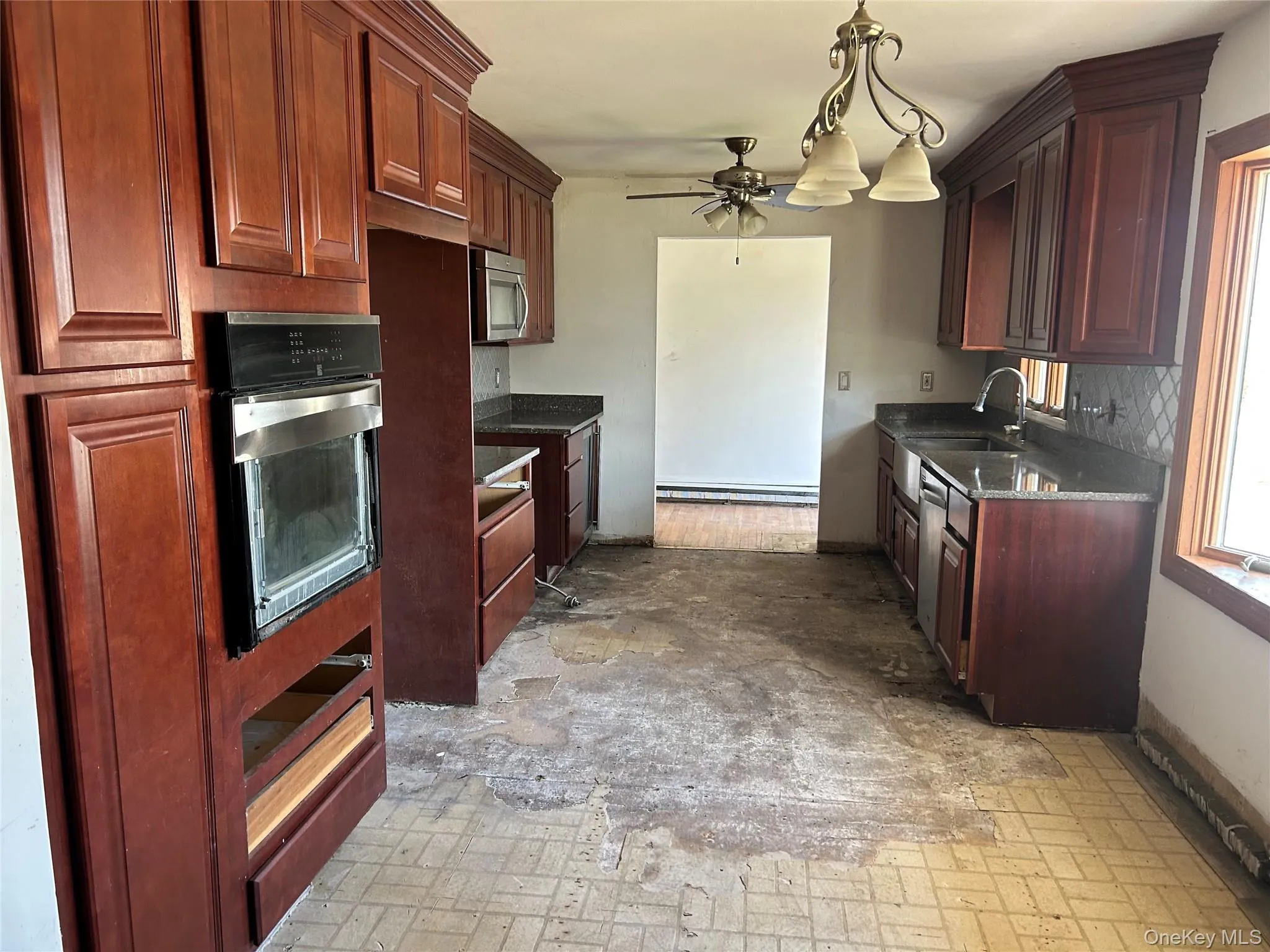 8 Mahogany Road, Brookhaven, NY, 6 Bedrooms Bedrooms, 10 Rooms Rooms,3 BathroomsBathrooms,Residential,For Rent,Mahogany,0,986724 8 Mahogany Road, Brookhaven, NY, 6 Bedrooms Bedrooms, 10 Rooms Rooms,3 BathroomsBathrooms,Residential,For Rent,Mahogany,0,986724